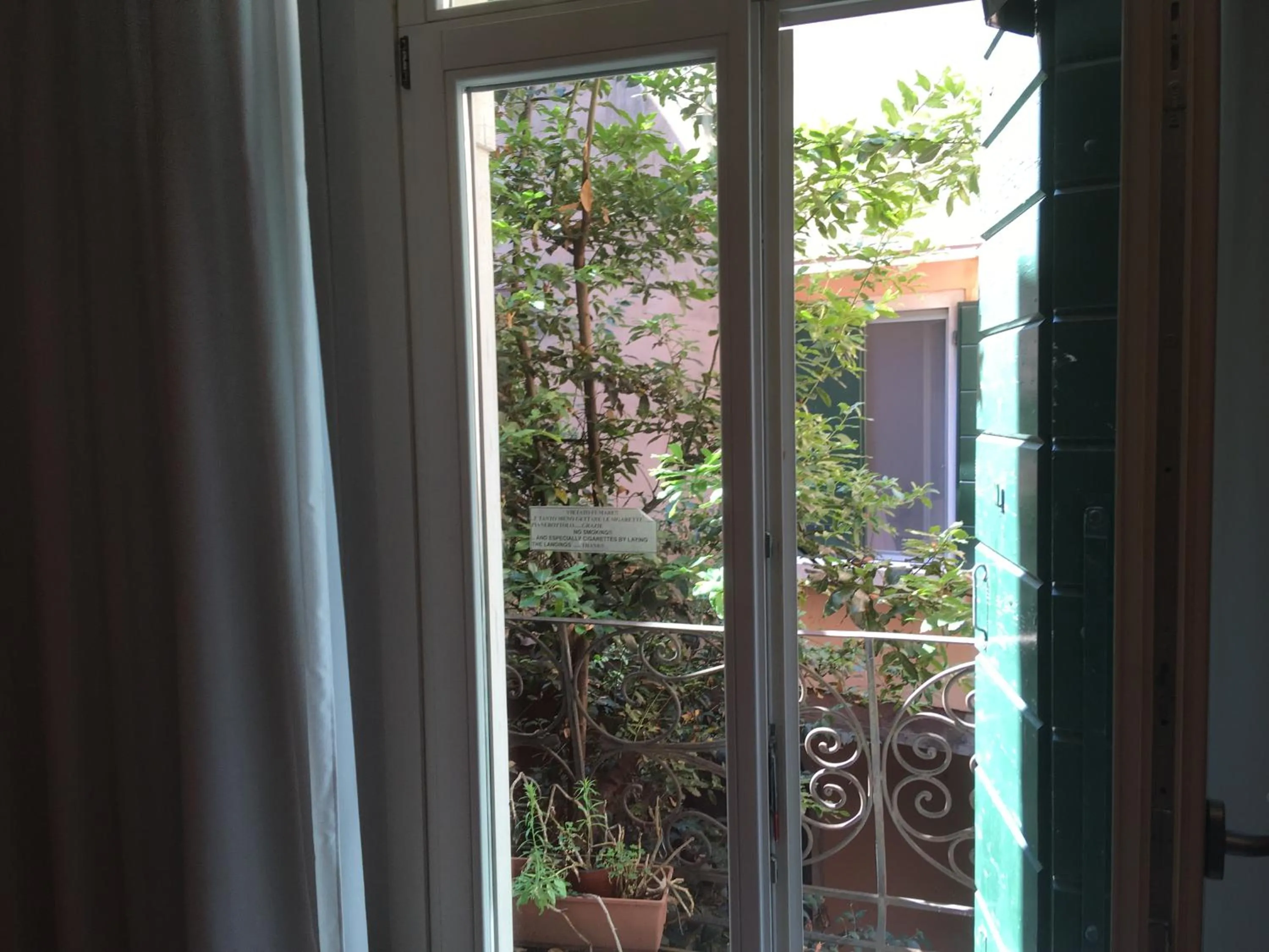Inner courtyard view in Casa Dolce