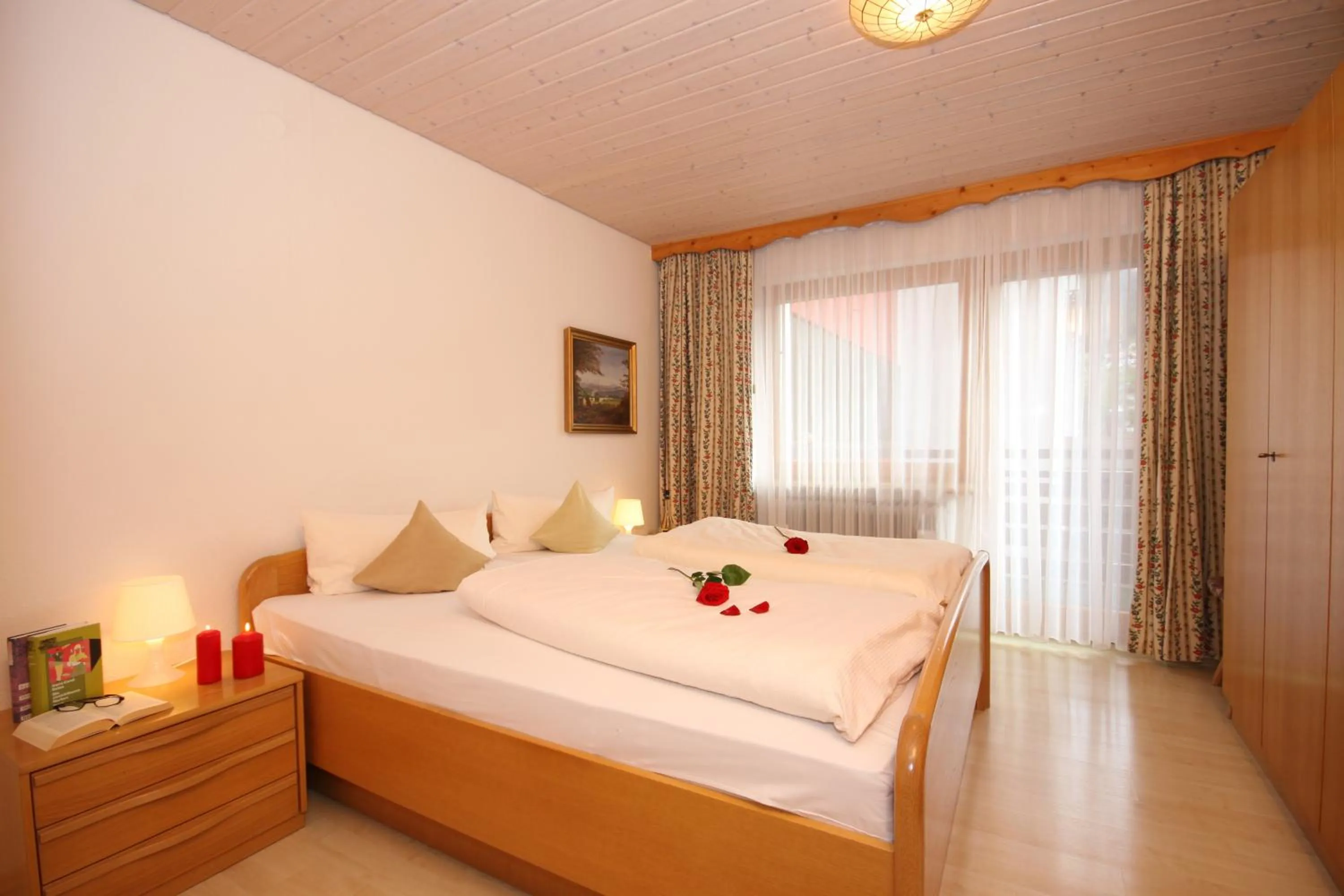 Bedroom, Bed in Sporthotel Walliser