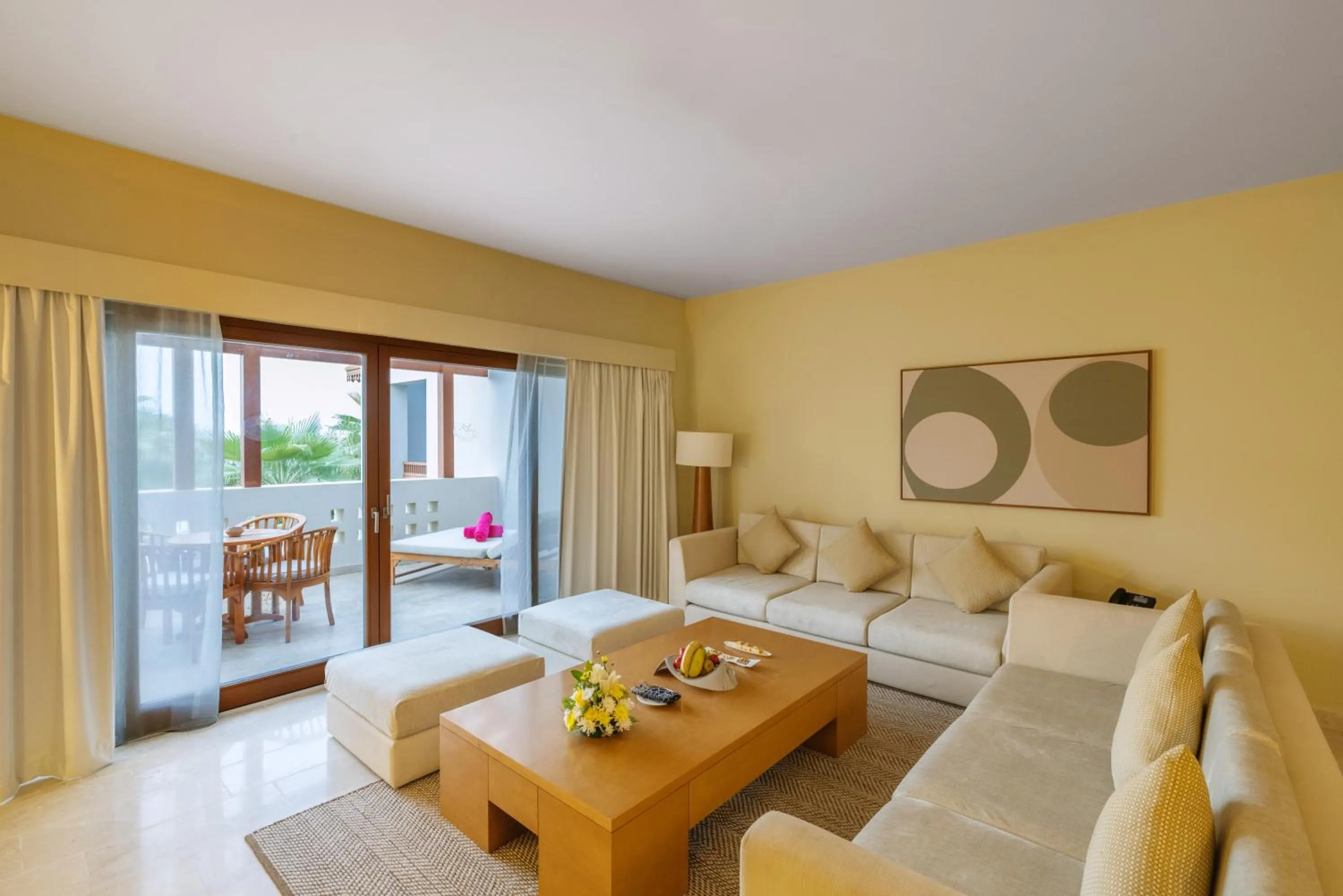 Pool view, Bed in Sifawy Boutique Hotel