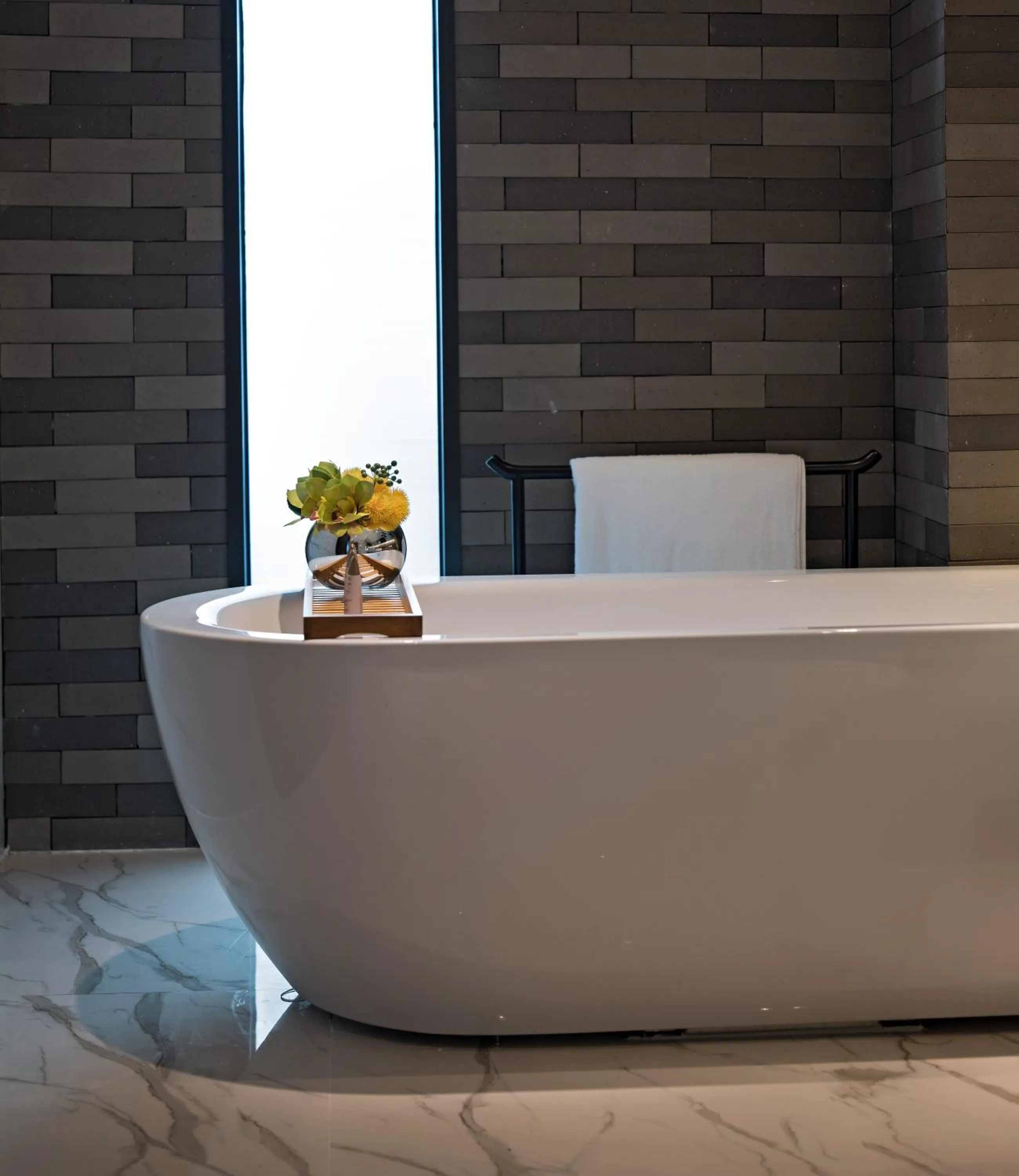 Hot Tub in Paco Hotel Chebeinan Metro Guanghzou