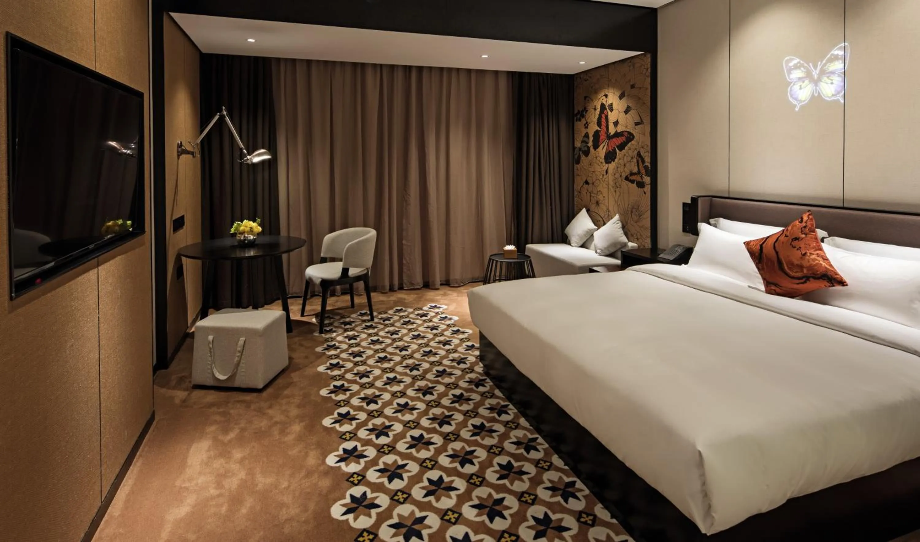 Bed in Paco Hotel Chebeinan Metro Guanghzou