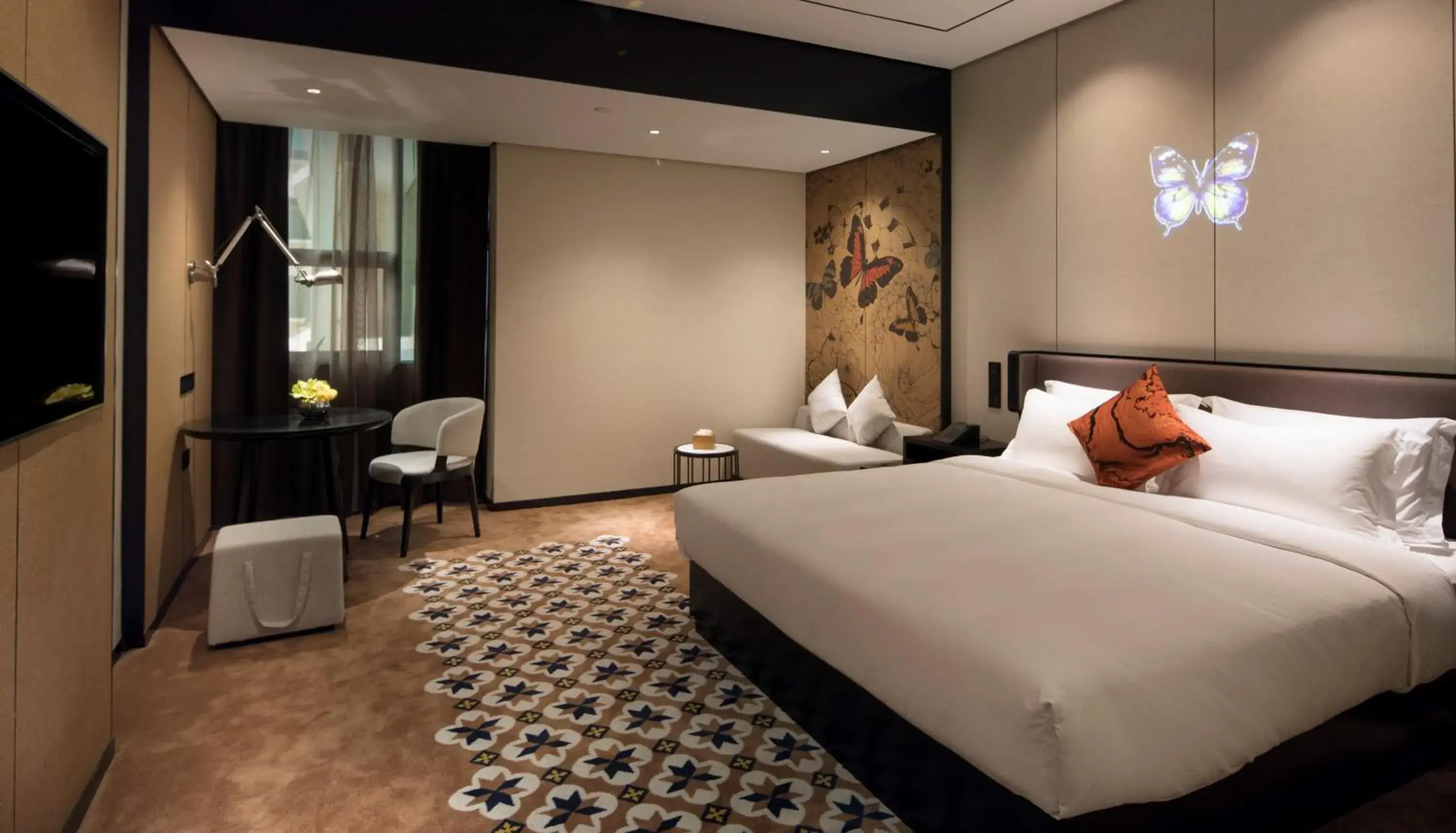 Deluxe King Room in Paco Hotel Chebeinan Metro Guanghzou-Free Shuttle Bus For Canton Fair Deluxe King Room in Paco Hotel Chebeinan Metro Guanghzou-Free Shuttle Bus For Canton Fair
