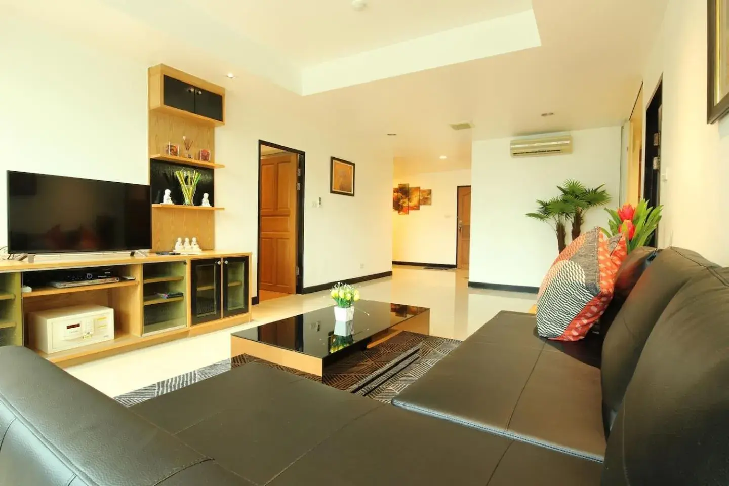 Deluxe Apartment in Serena Sathorn Suites Deluxe Apartment in Serena Sathorn Suites