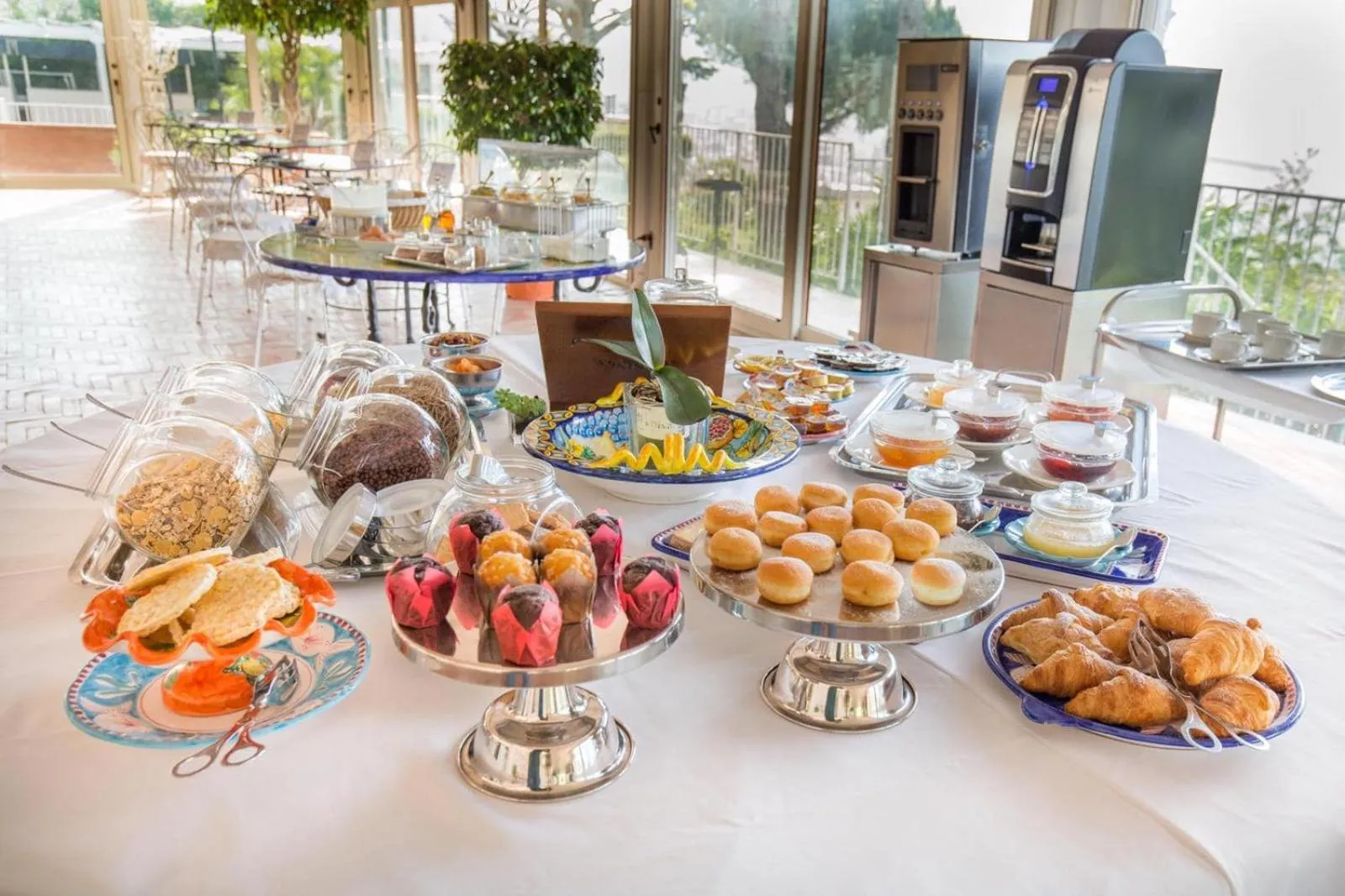 Breakfast in Villa Poseidon -Boutique Hotel-