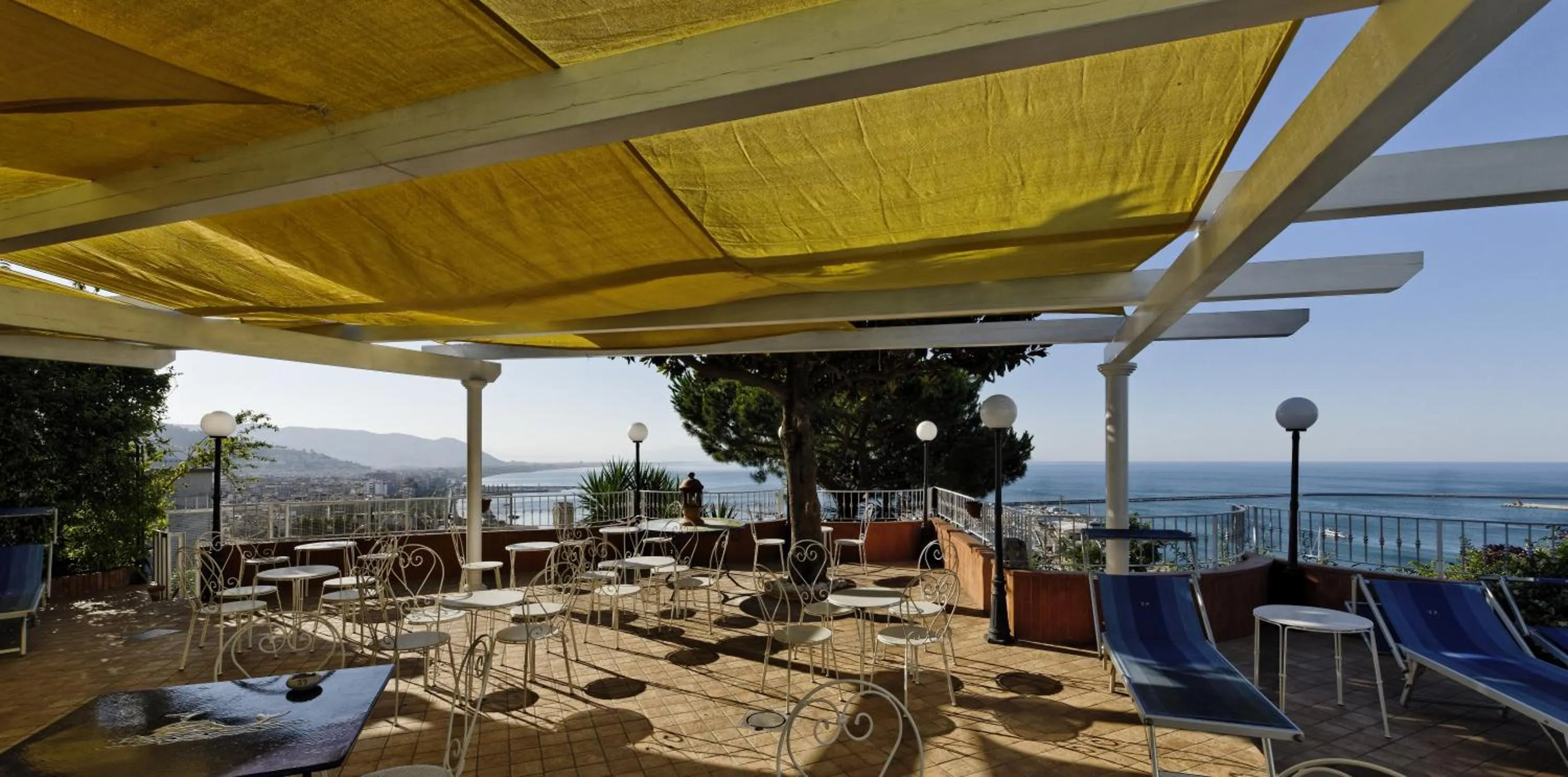 Solarium in Villa Poseidon -Boutique Hotel-