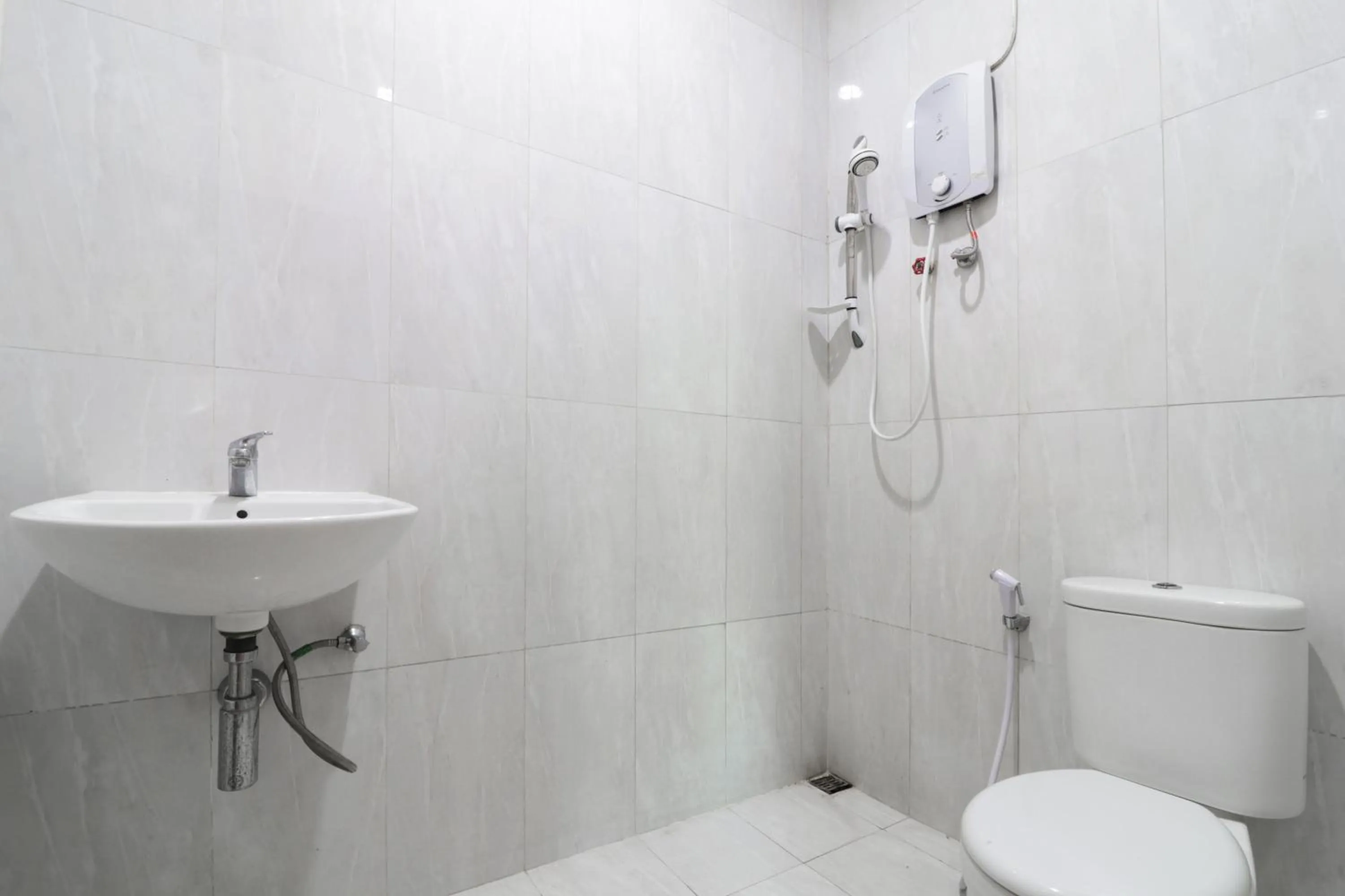 Bathroom in Hotel Istana Bungur