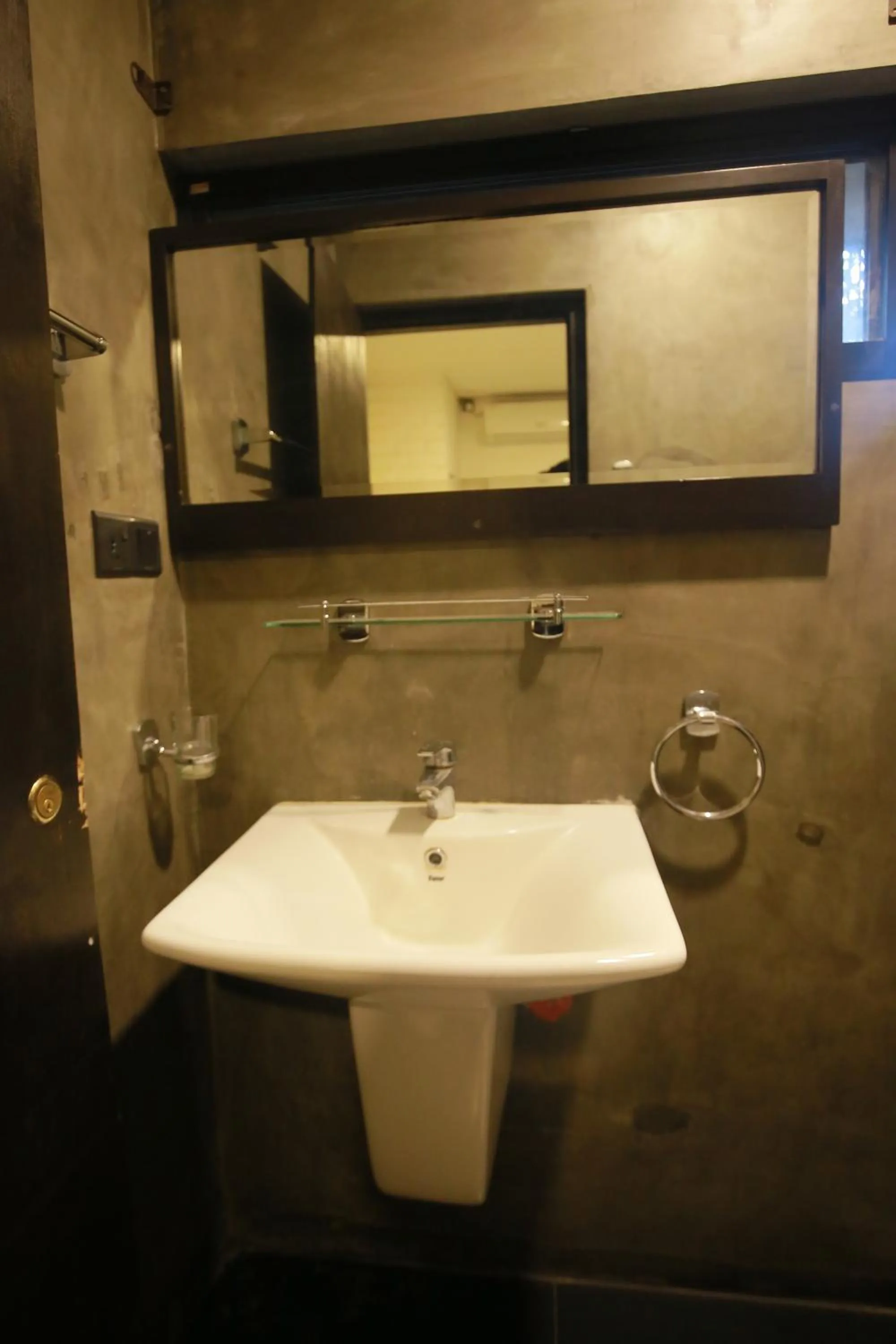 Bathroom in BBQ HUB Ella