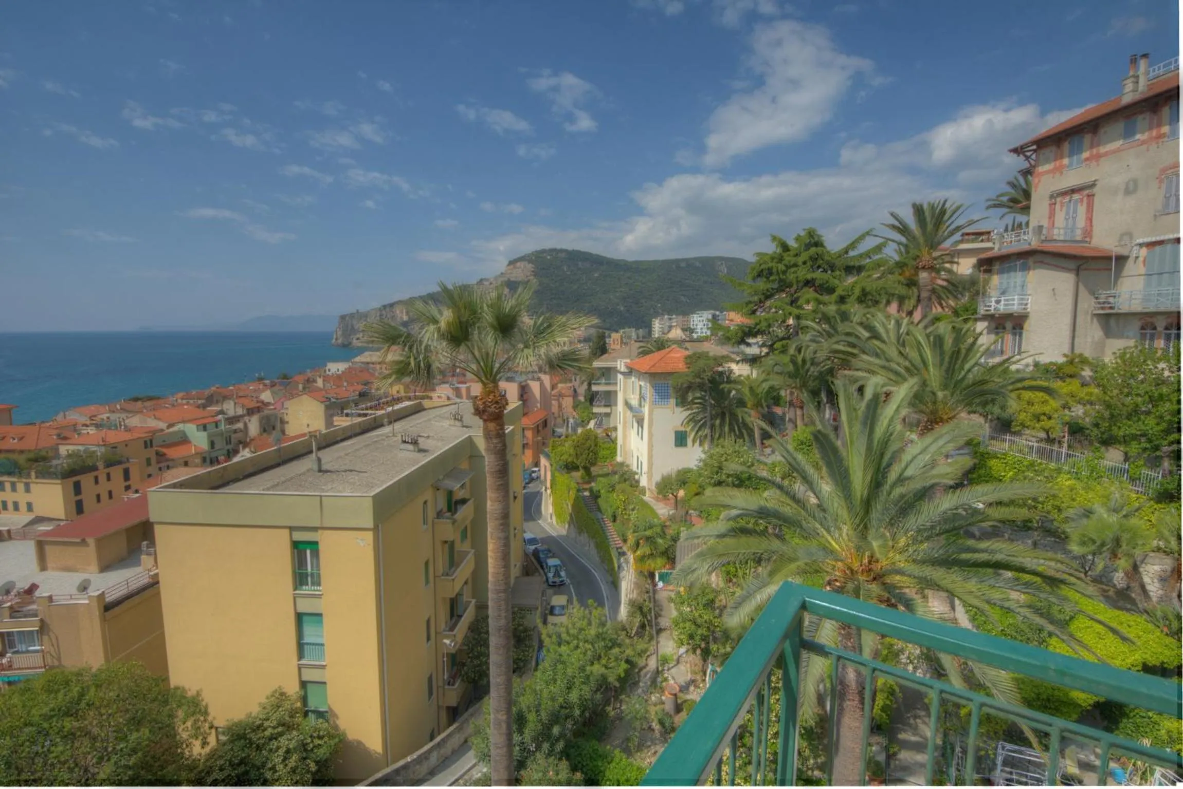 Property building in Hotel Deutsche Familien