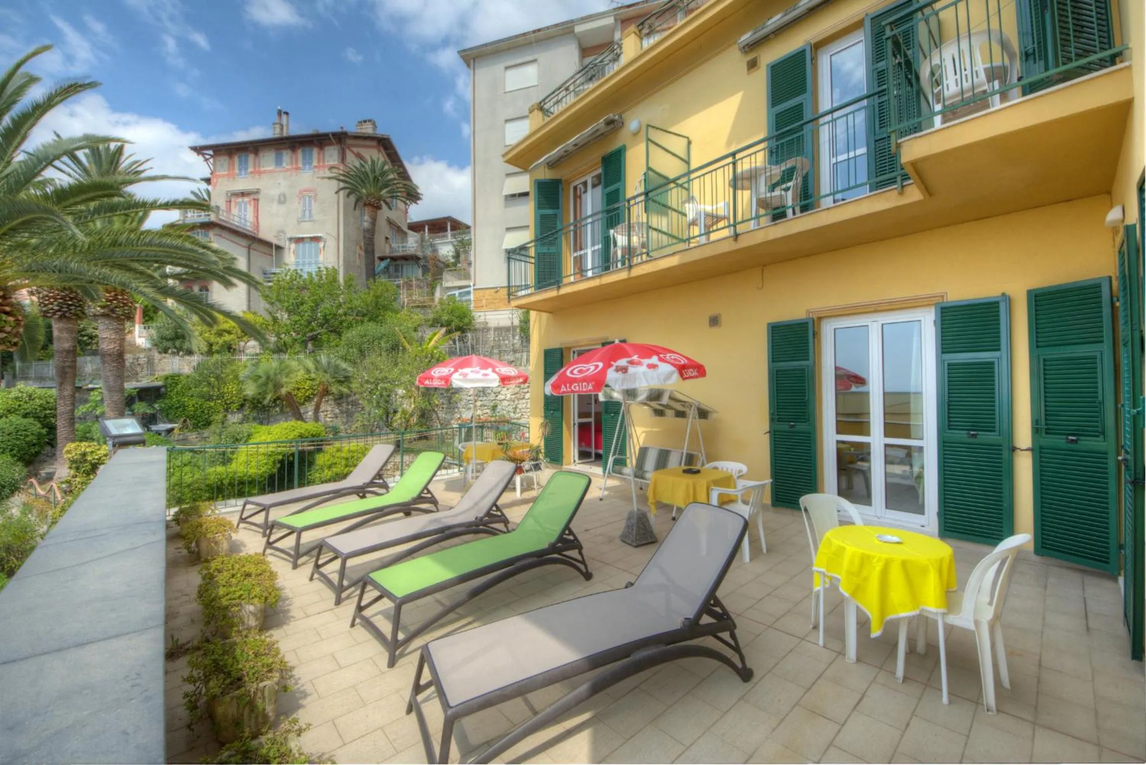 Patio in Hotel Deutsche Familien