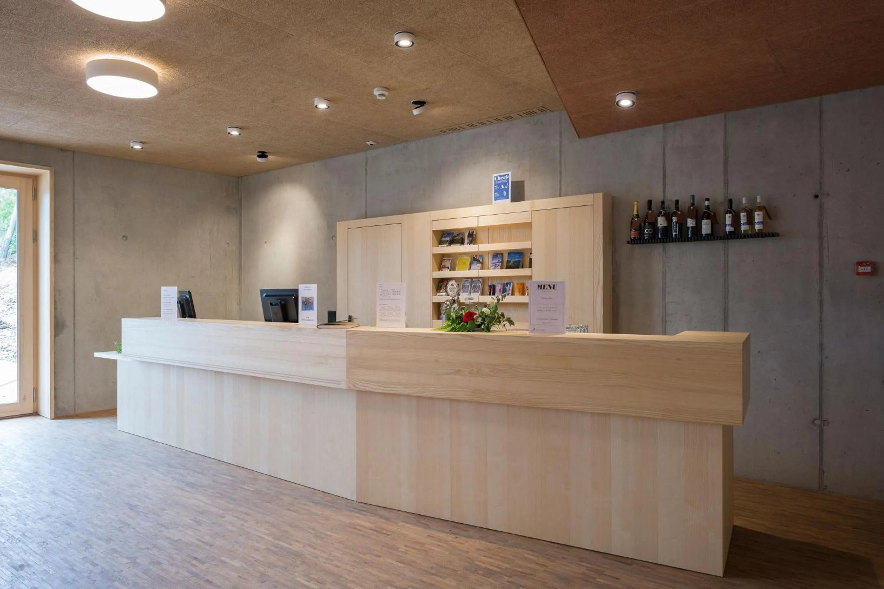 Lobby or reception in Saanen Gstaad Youth Hostel