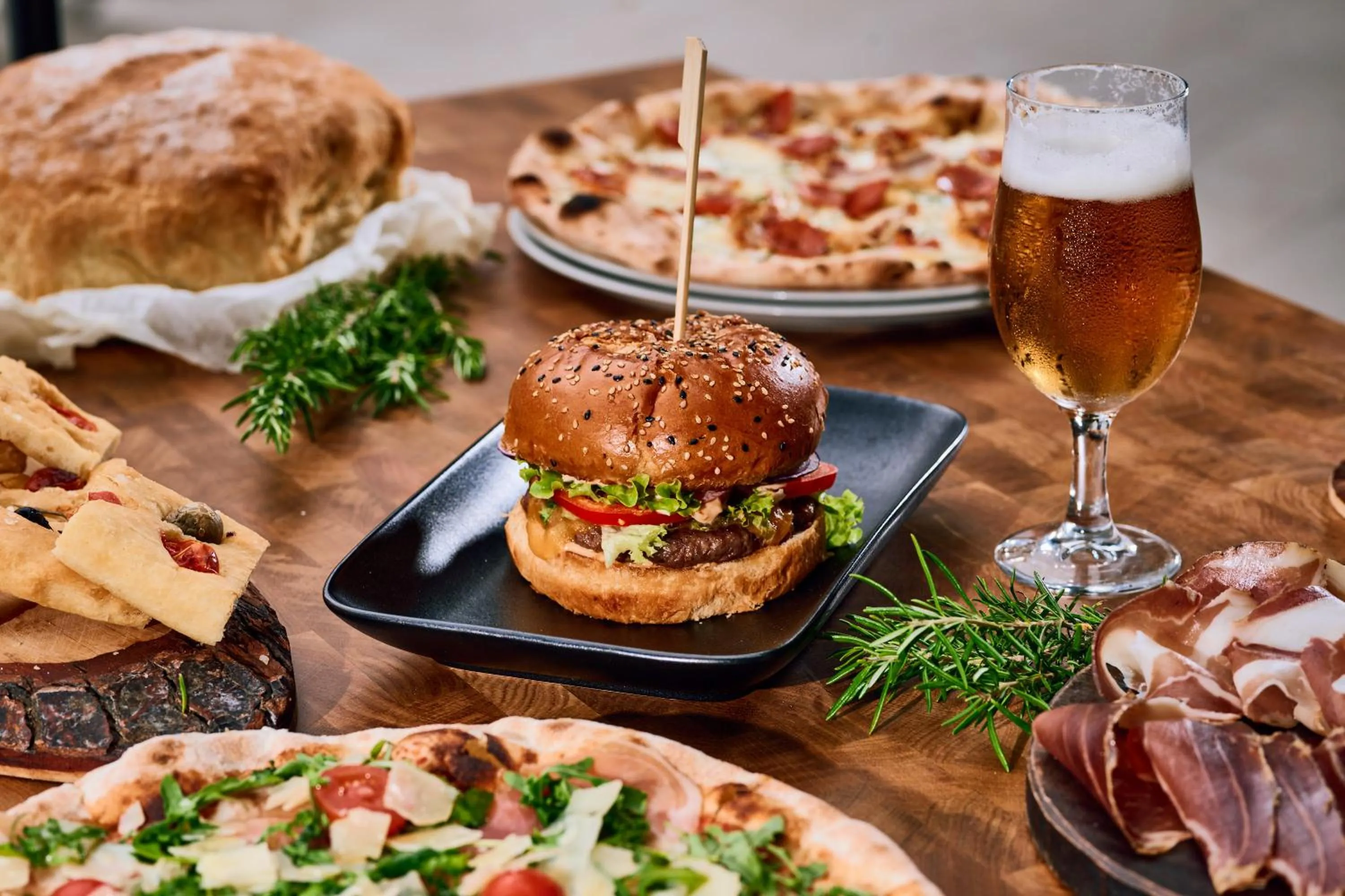 Restaurant/places to eat in Colentum Resort Murter