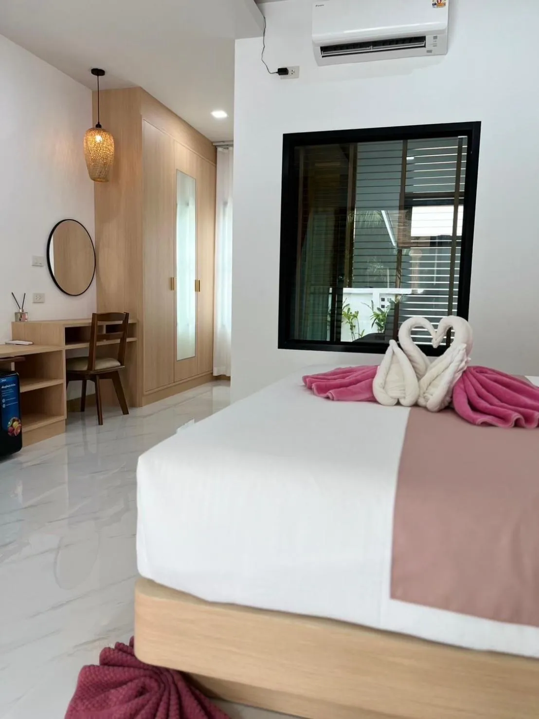 Bed in Pinky Bungalow Resort & Villa - SHA Extra Plus