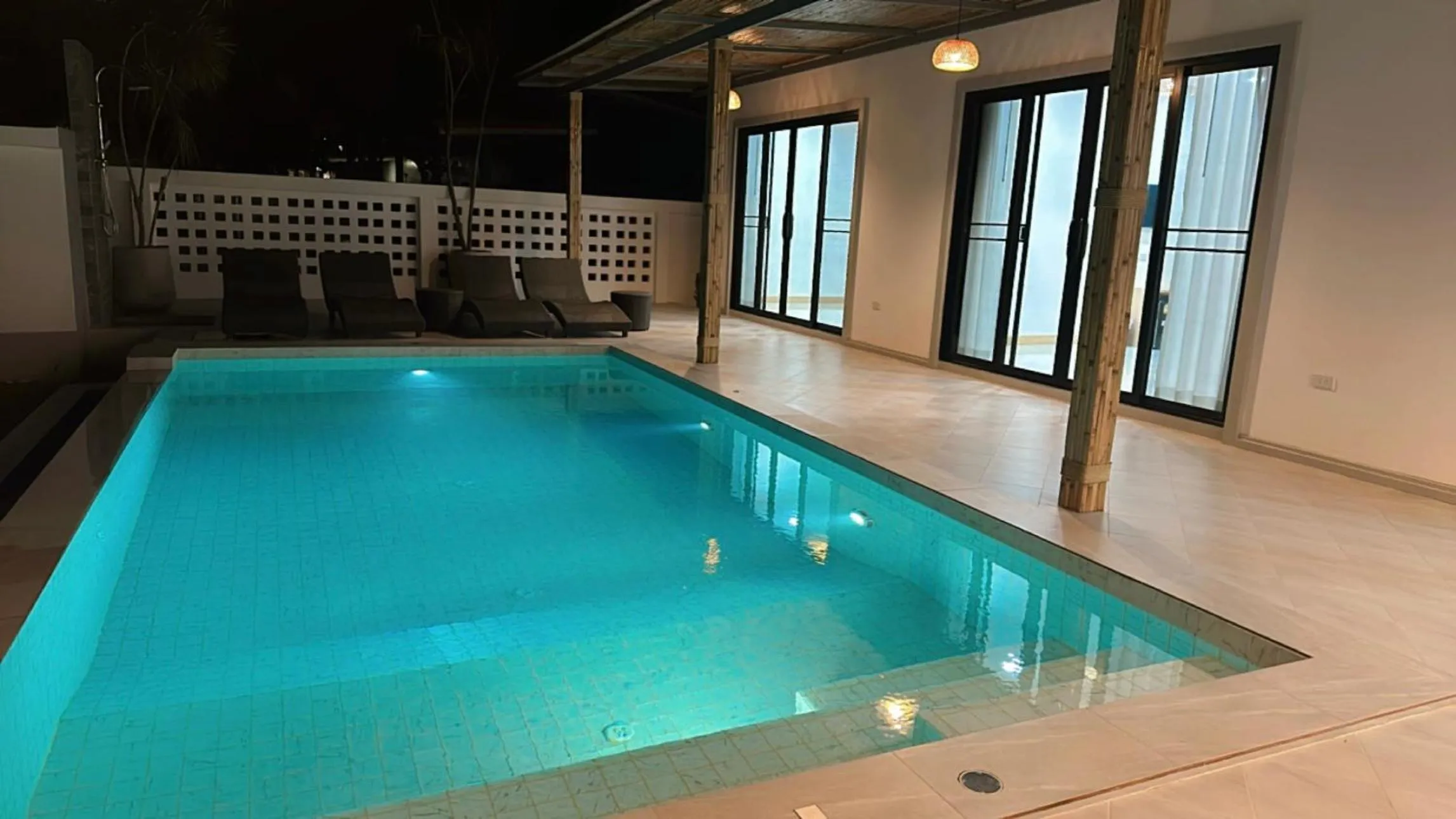 Pinky Bungalow Resort & Villa - SHA Extra Plus