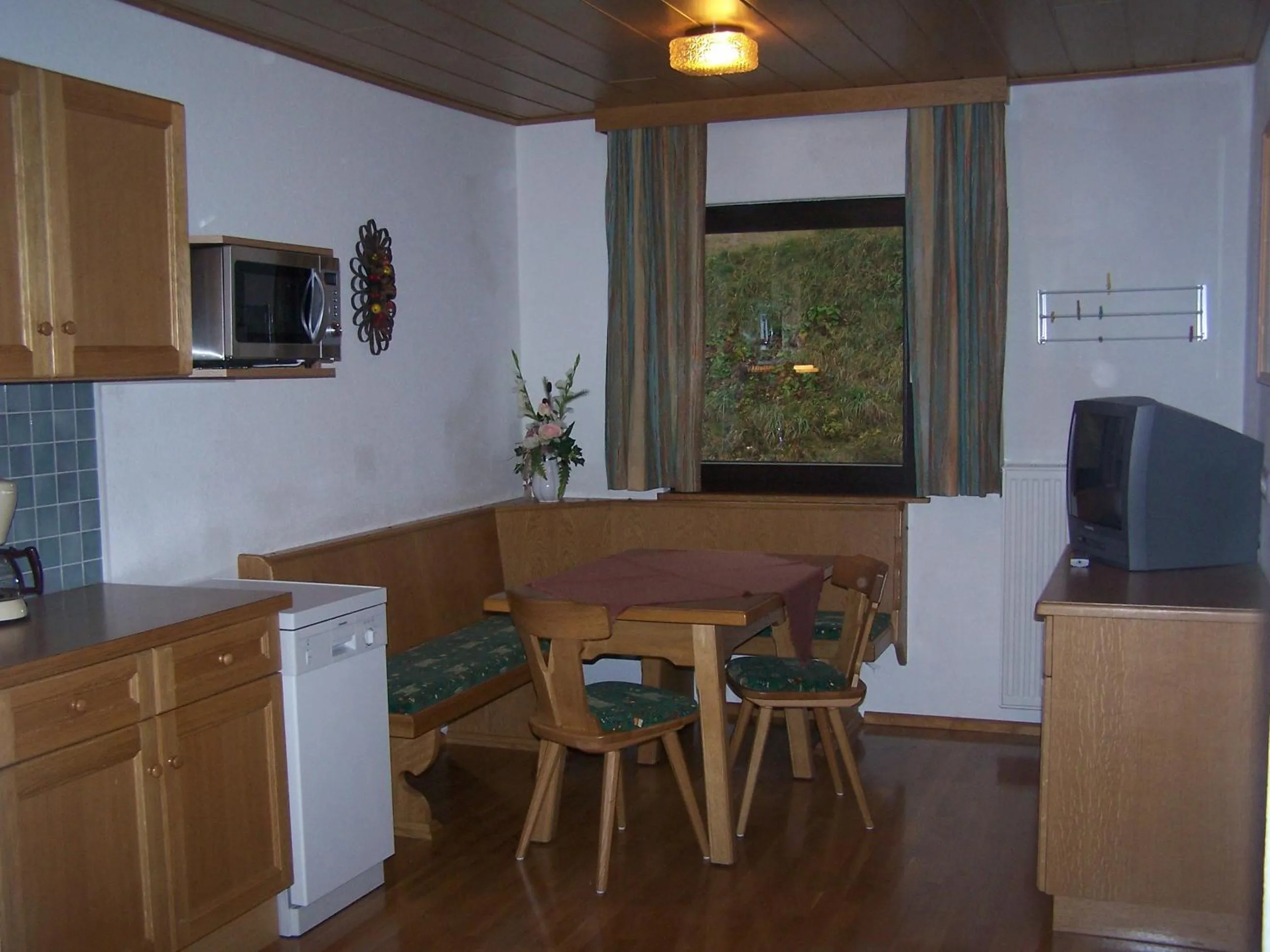 Dining area in Ferienwohnung Ski-Hans