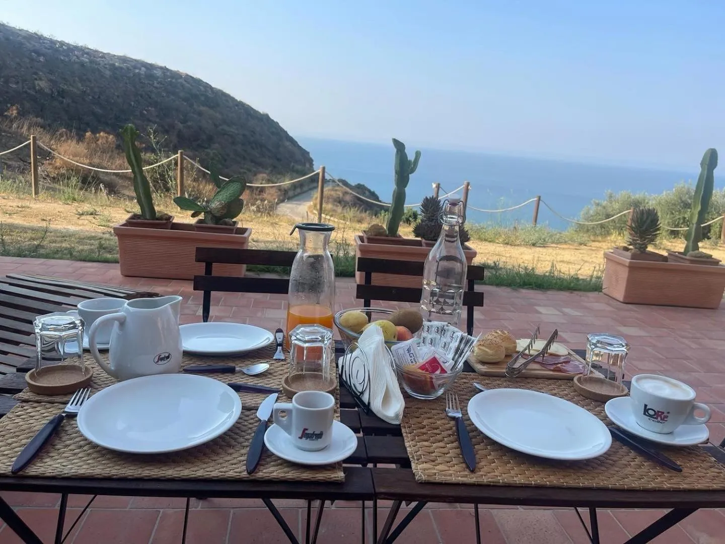 Natural landscape in B&B La Torre