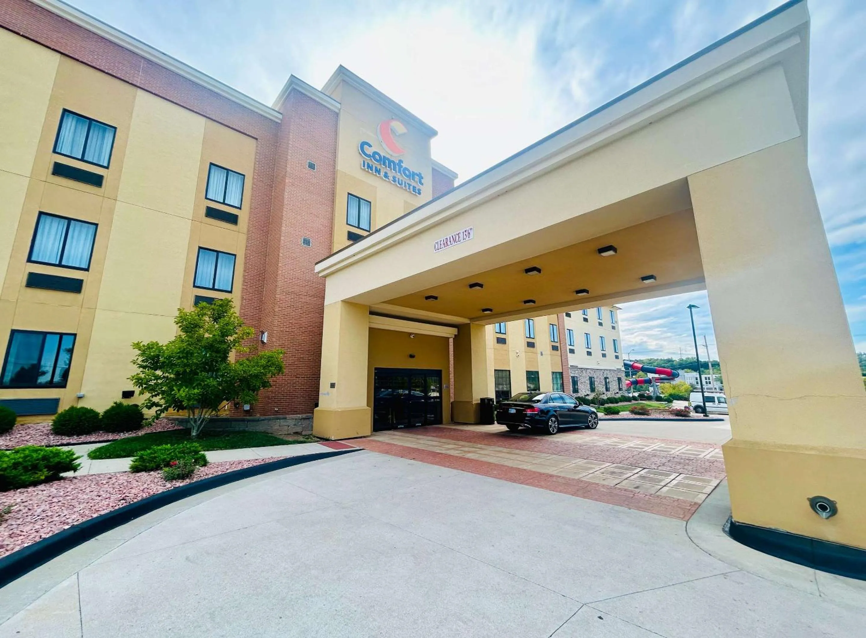 Property building in Comfort Inn & Suites Shawnee - Kansas City