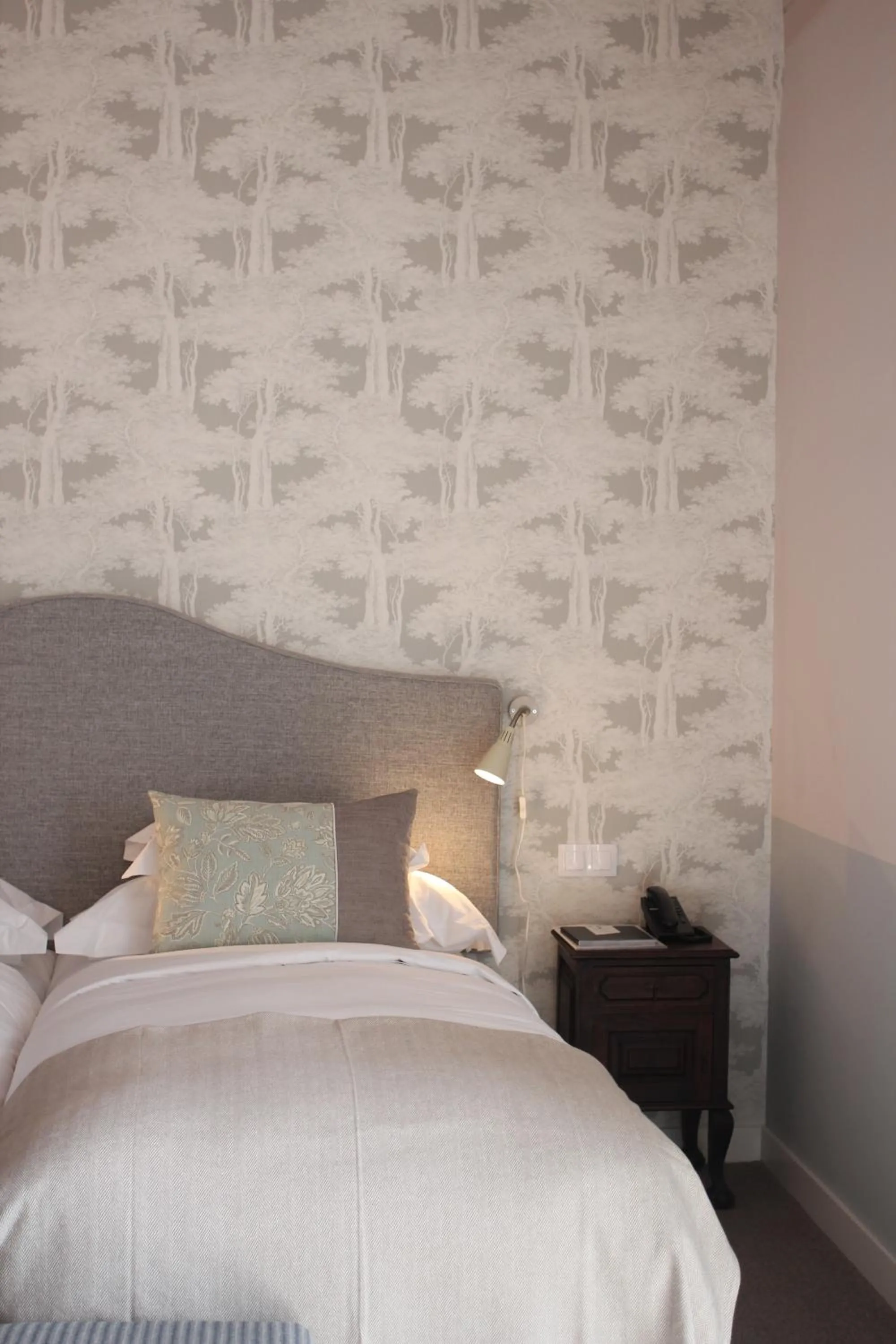 Decorative detail, Bed in Pousada Vila Óbidos