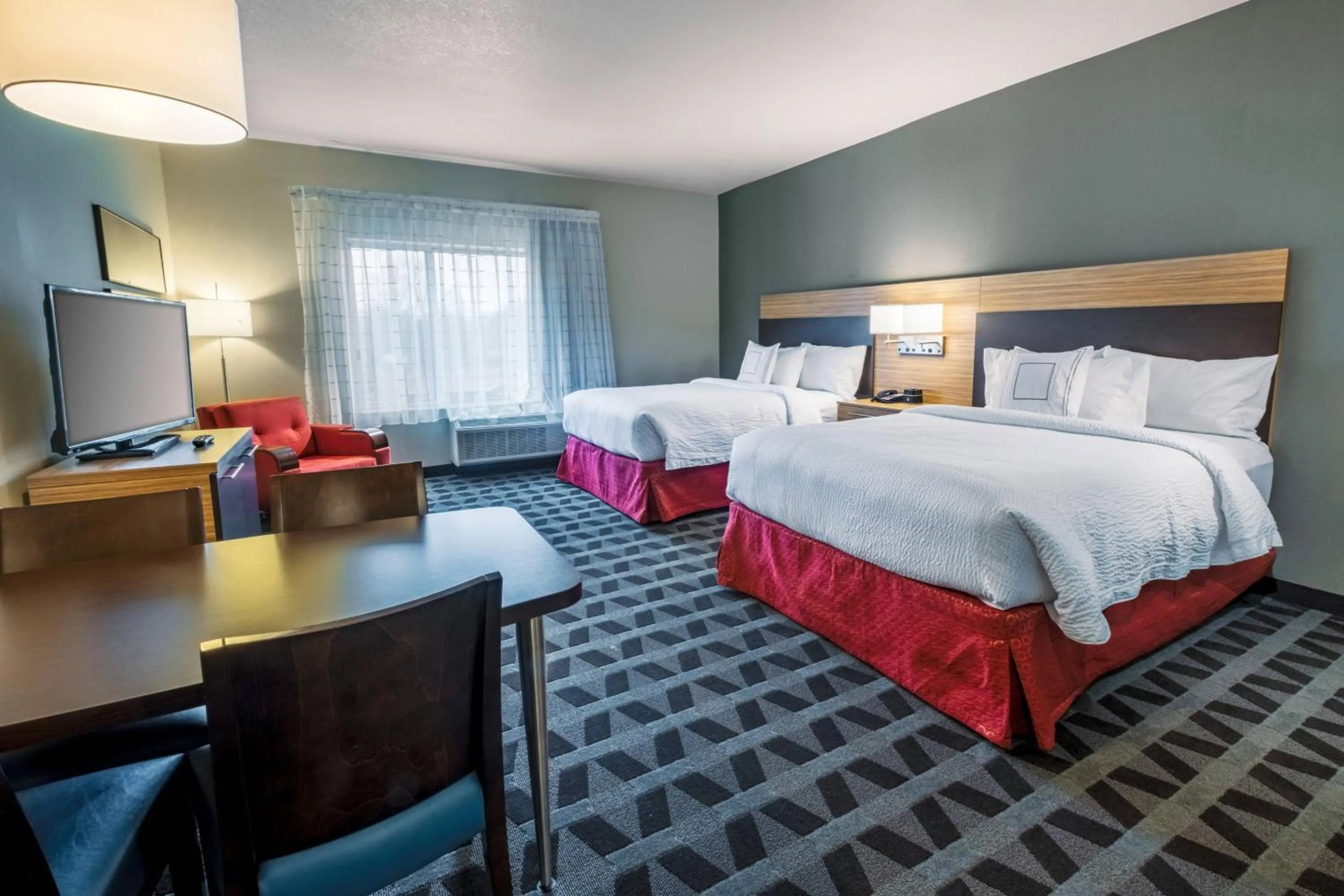 Photo of the whole room, Bed in TownePlace Suites by Marriott Toledo Oregon