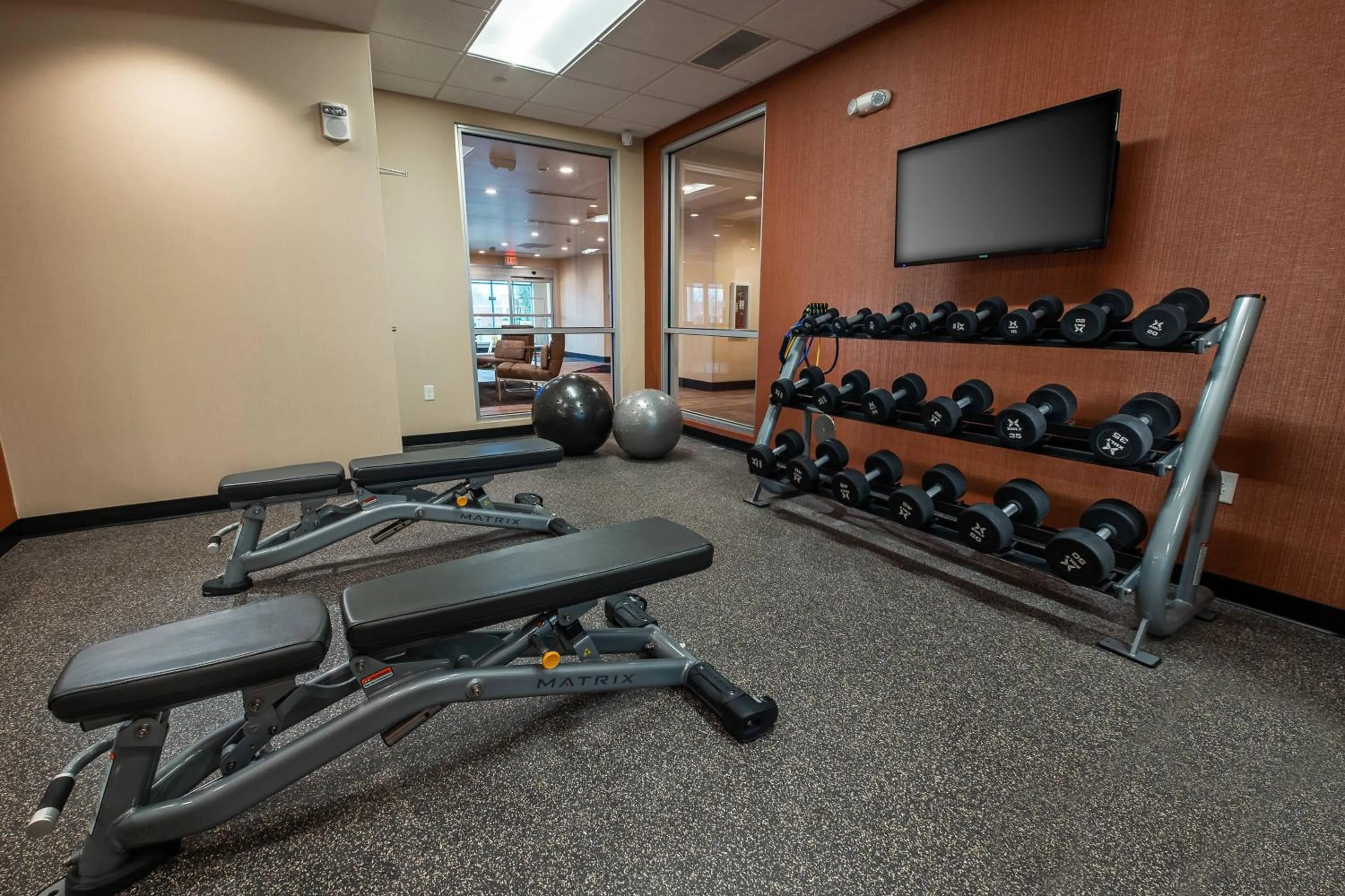 Fitness centre/facilities in TownePlace Suites by Marriott Toledo Oregon