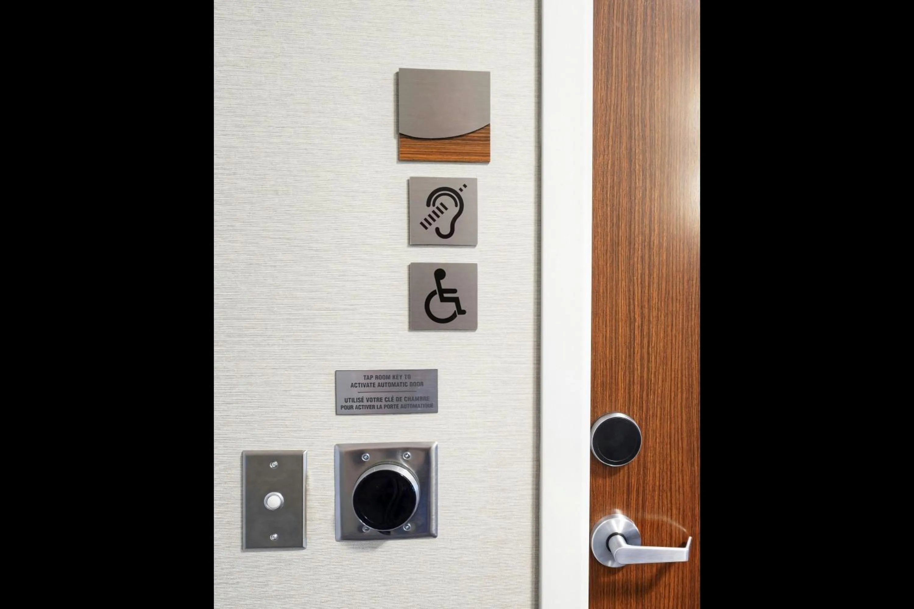 Photo of the whole room in Fairfield Inn & Suites by Marriott Ottawa Airport