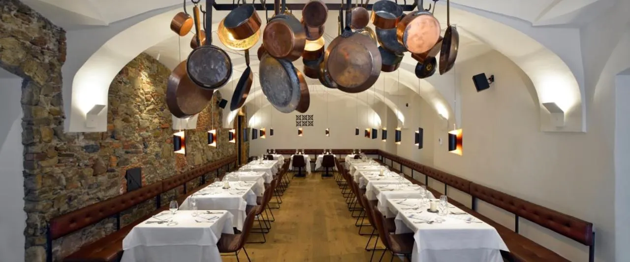 Restaurant/places to eat in Hotel Maribor & Garden Rooms