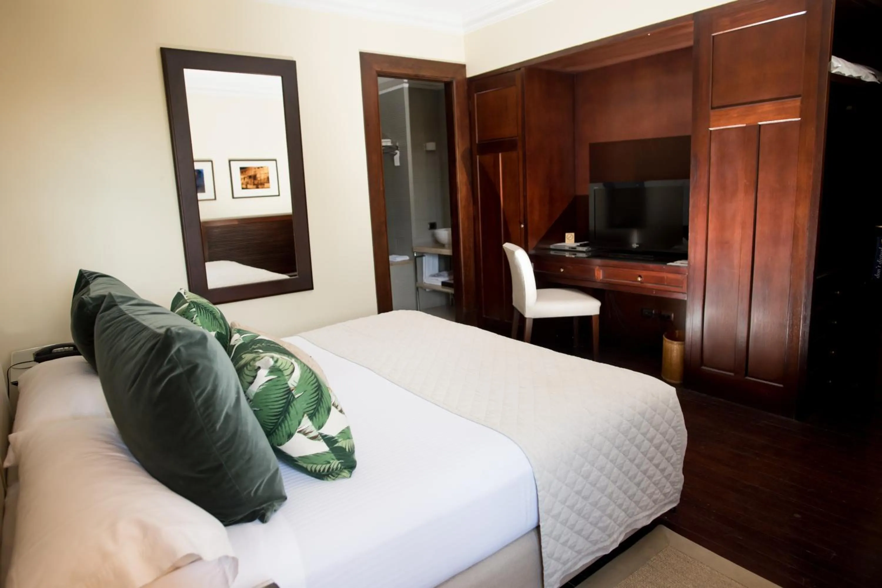 Photo of the whole room, Bed in Hotel Casa Higueras