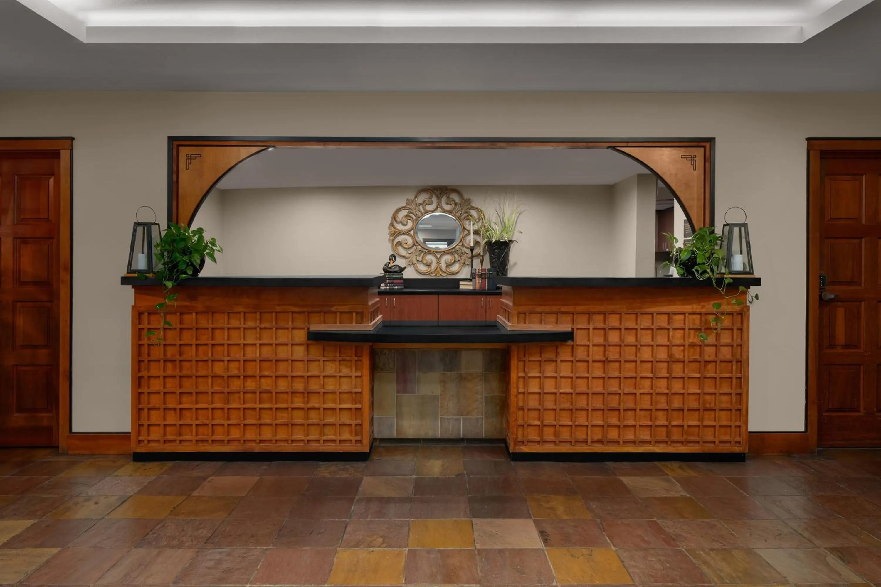 Lobby or reception in Larkspur Landing Extended Stay Suites Renton