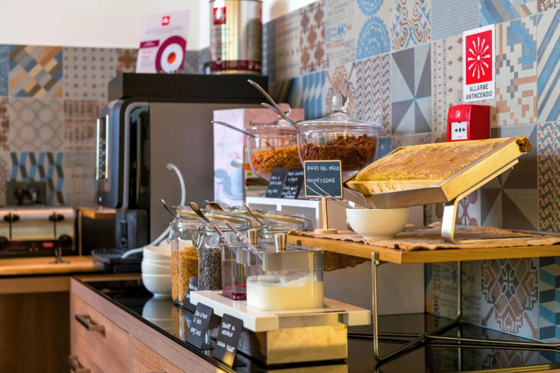 Food and drinks in You & Me Beach Hotel