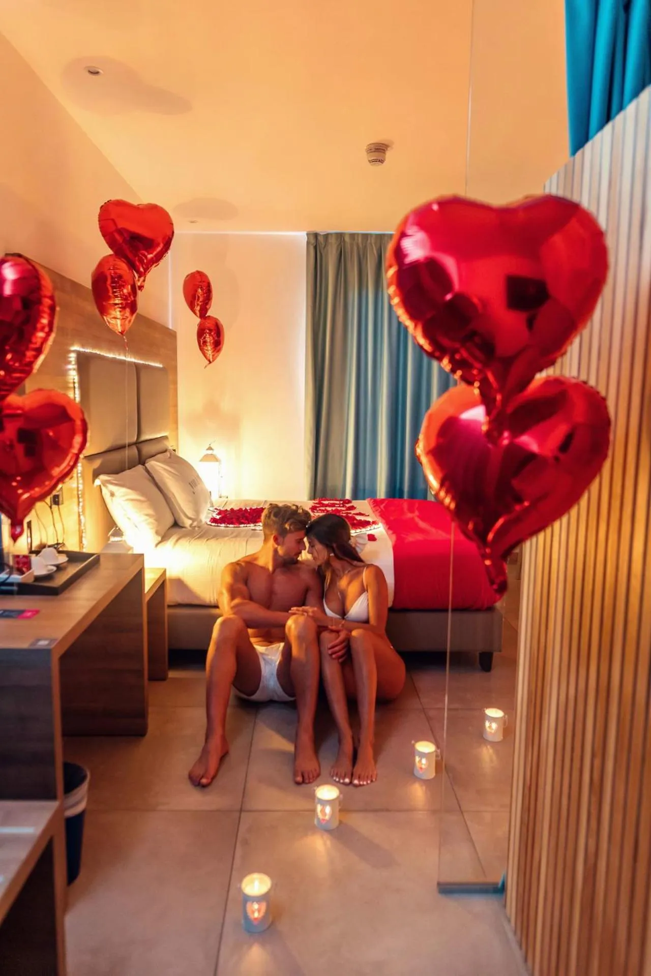 Photo of the whole room in You & Me Beach Hotel