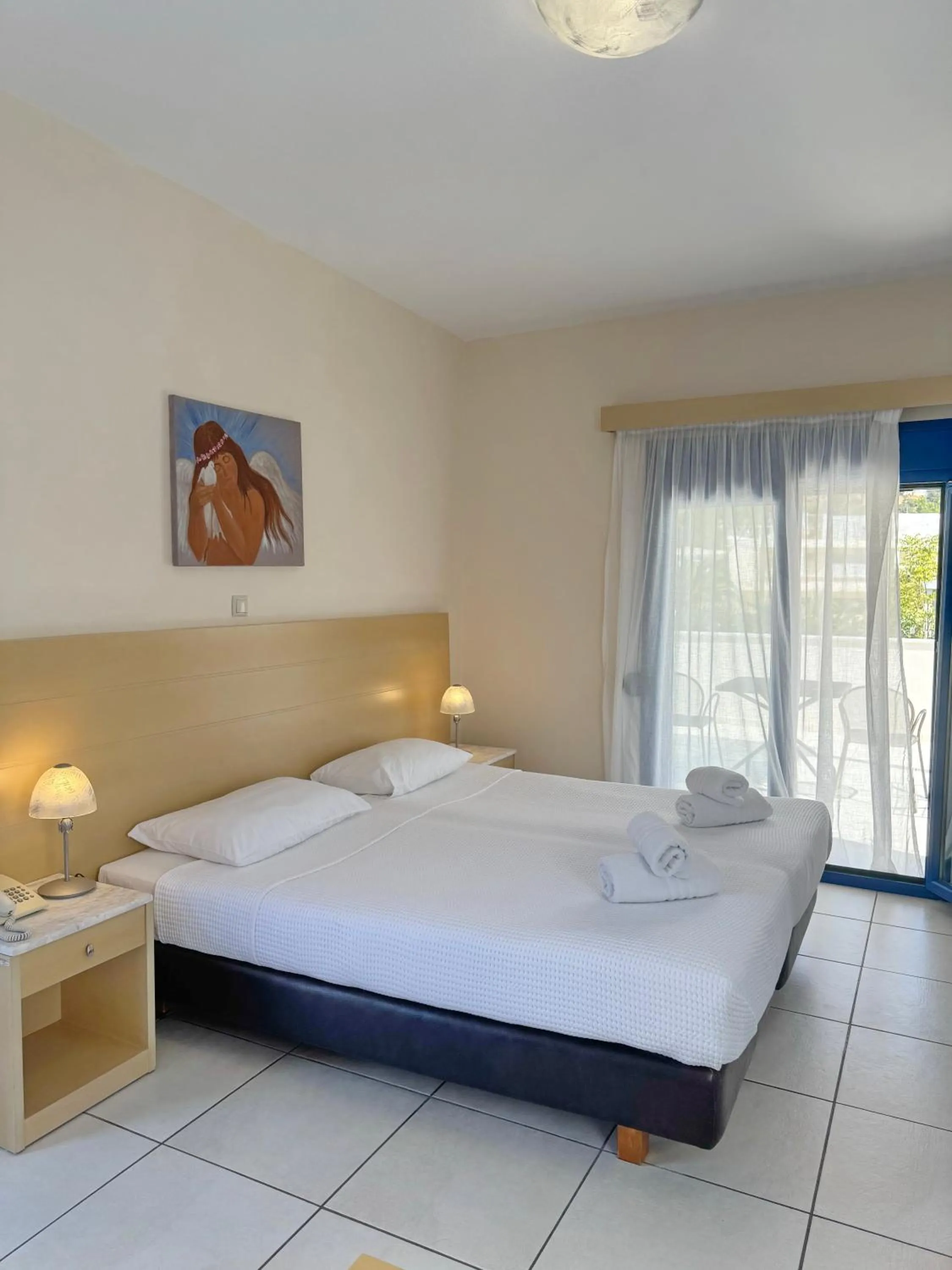 Bed in Emporios Bay Hotel Chios