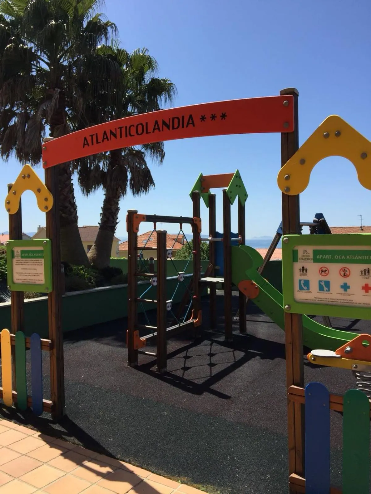 Children play ground in Apartamentos Atlántico Resort