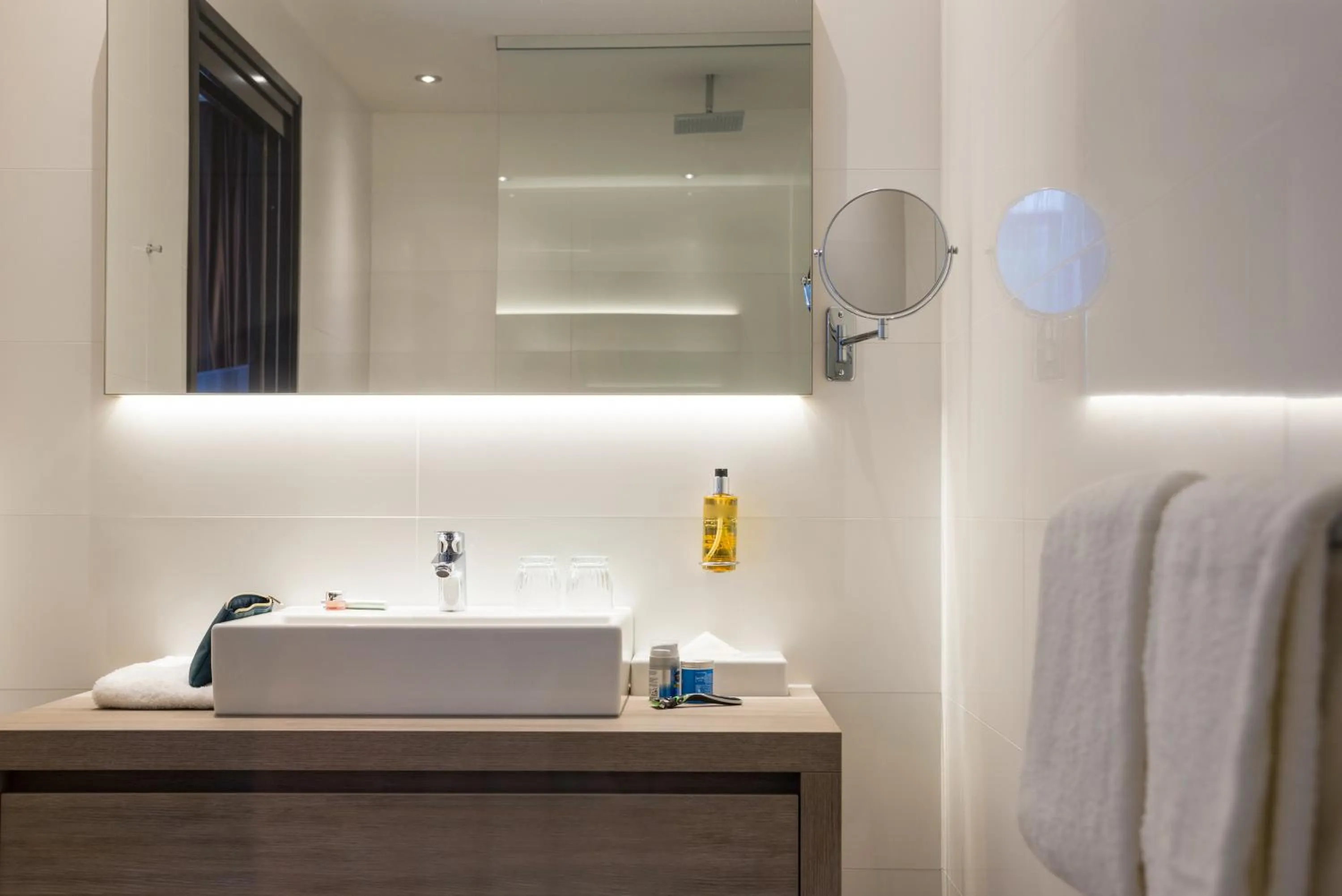 Bathroom in Adagio Amsterdam City South