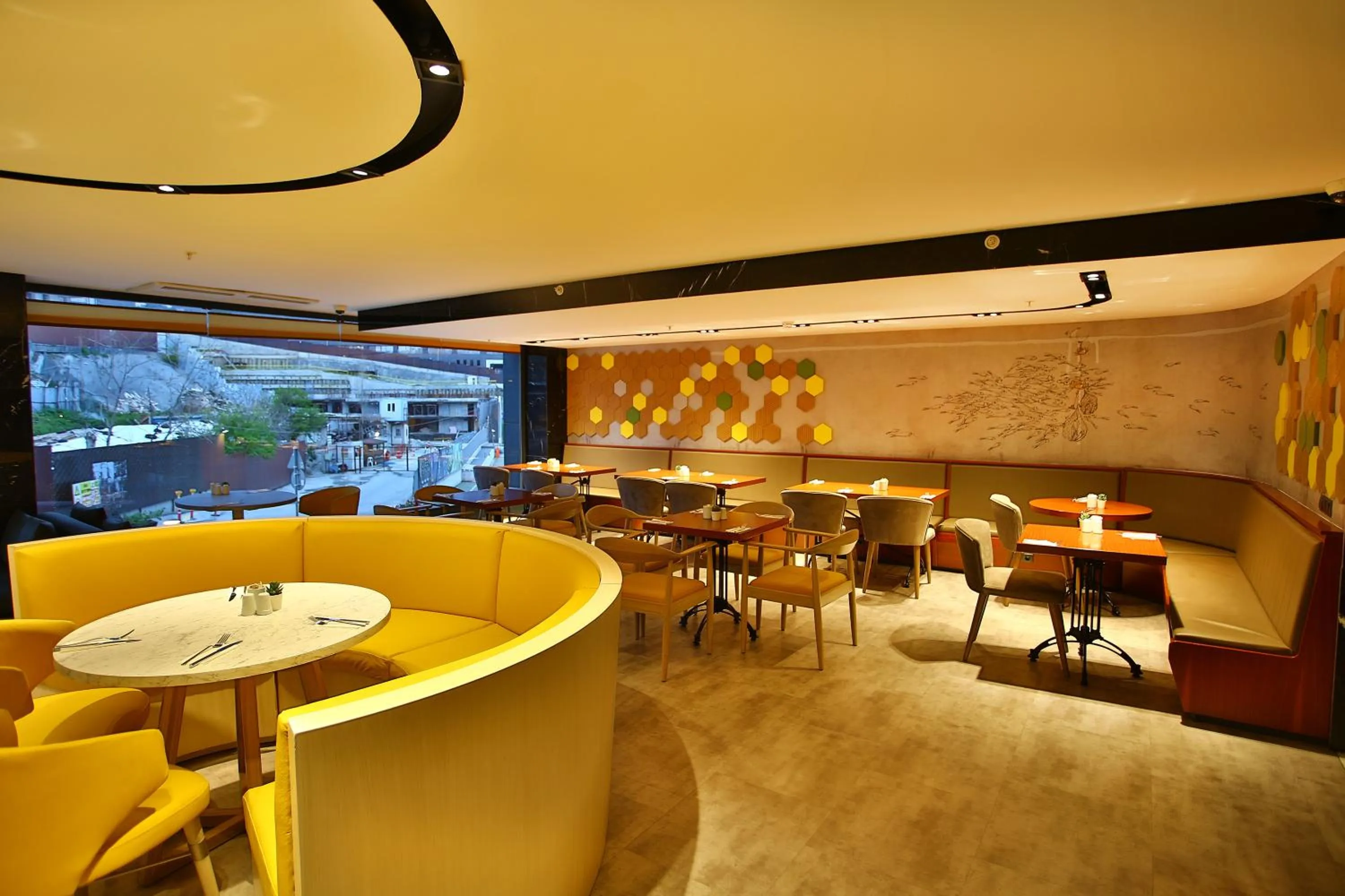 Restaurant/places to eat in ibis Styles Istanbul Bomonti