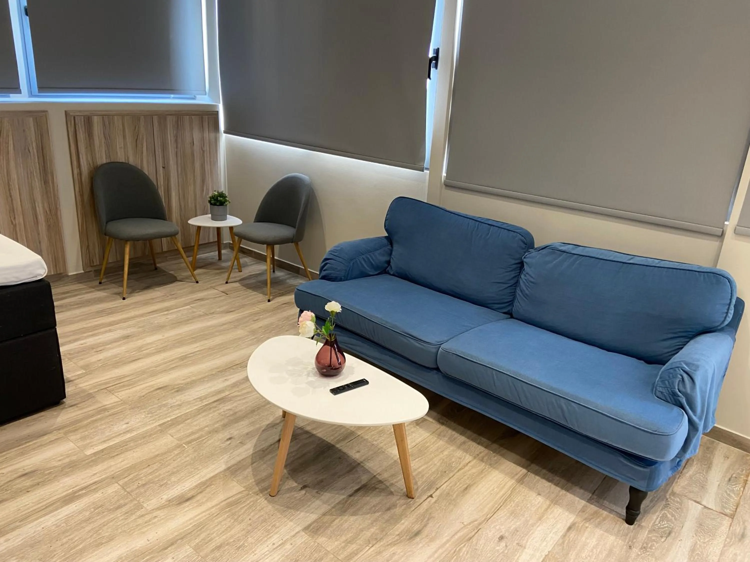 Living room in Connect Studios & Apartments