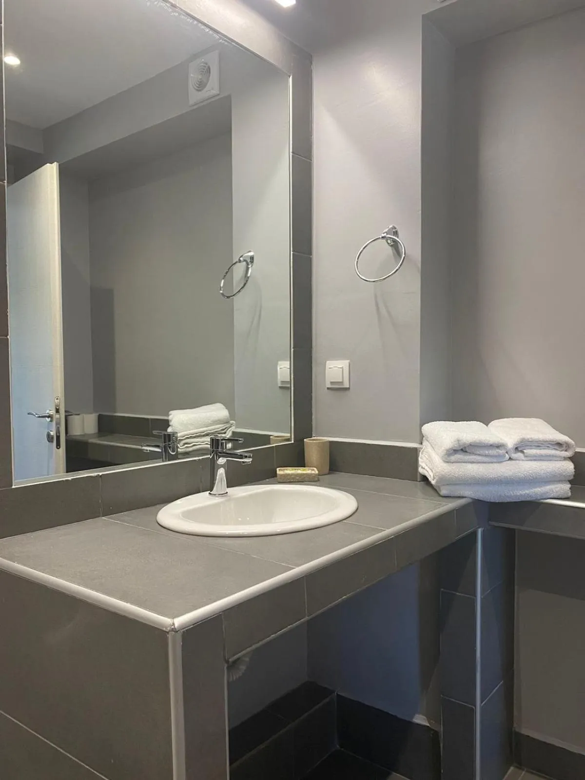 Bathroom in Connect Studios & Apartments