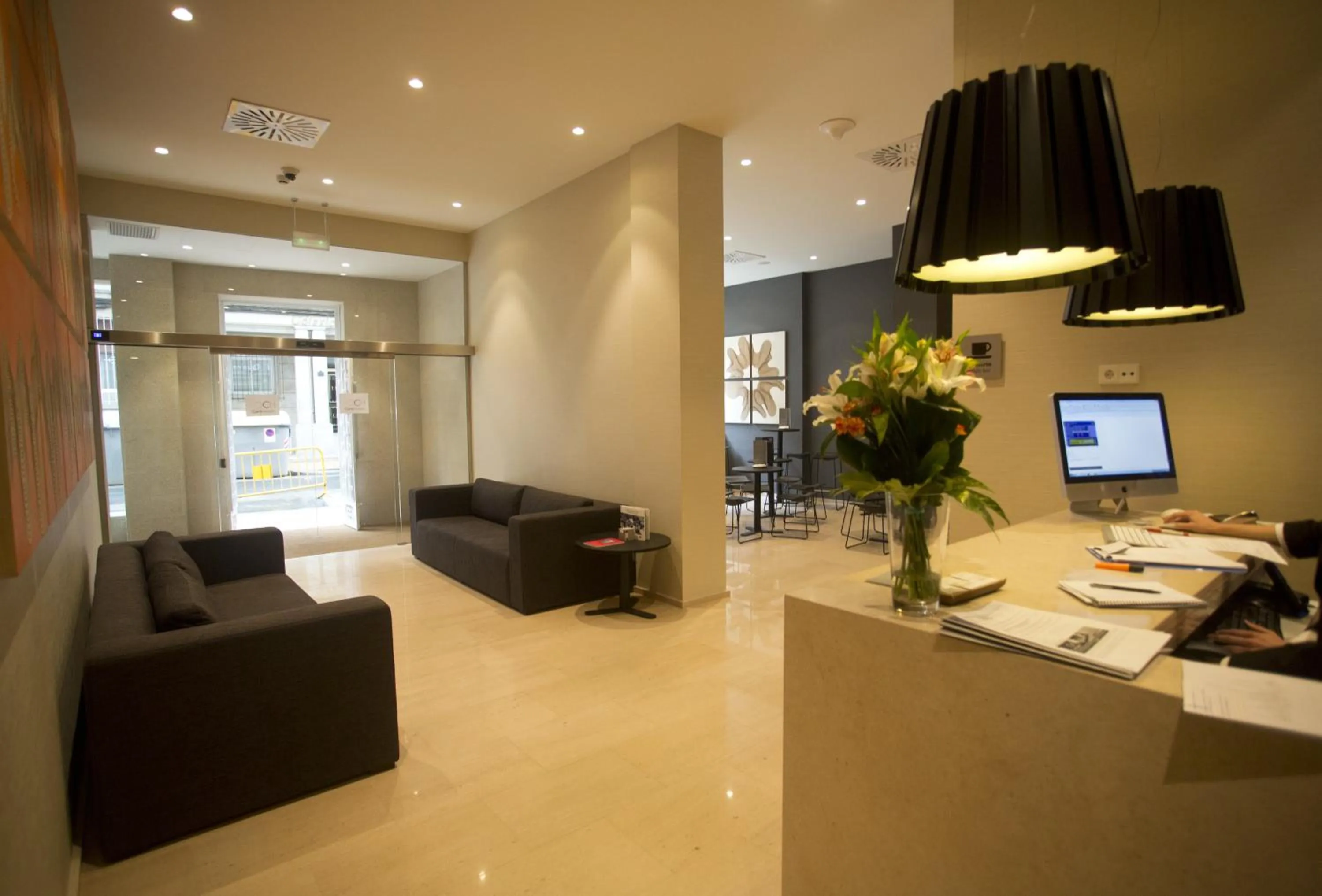 Lobby or reception in Carris Cardenal Quevedo