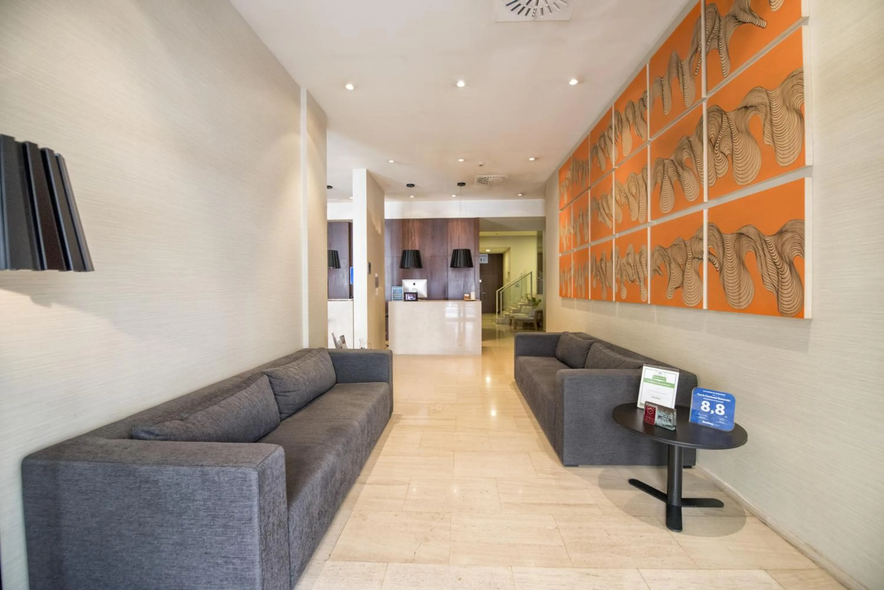 Lobby or reception in Carris Cardenal Quevedo