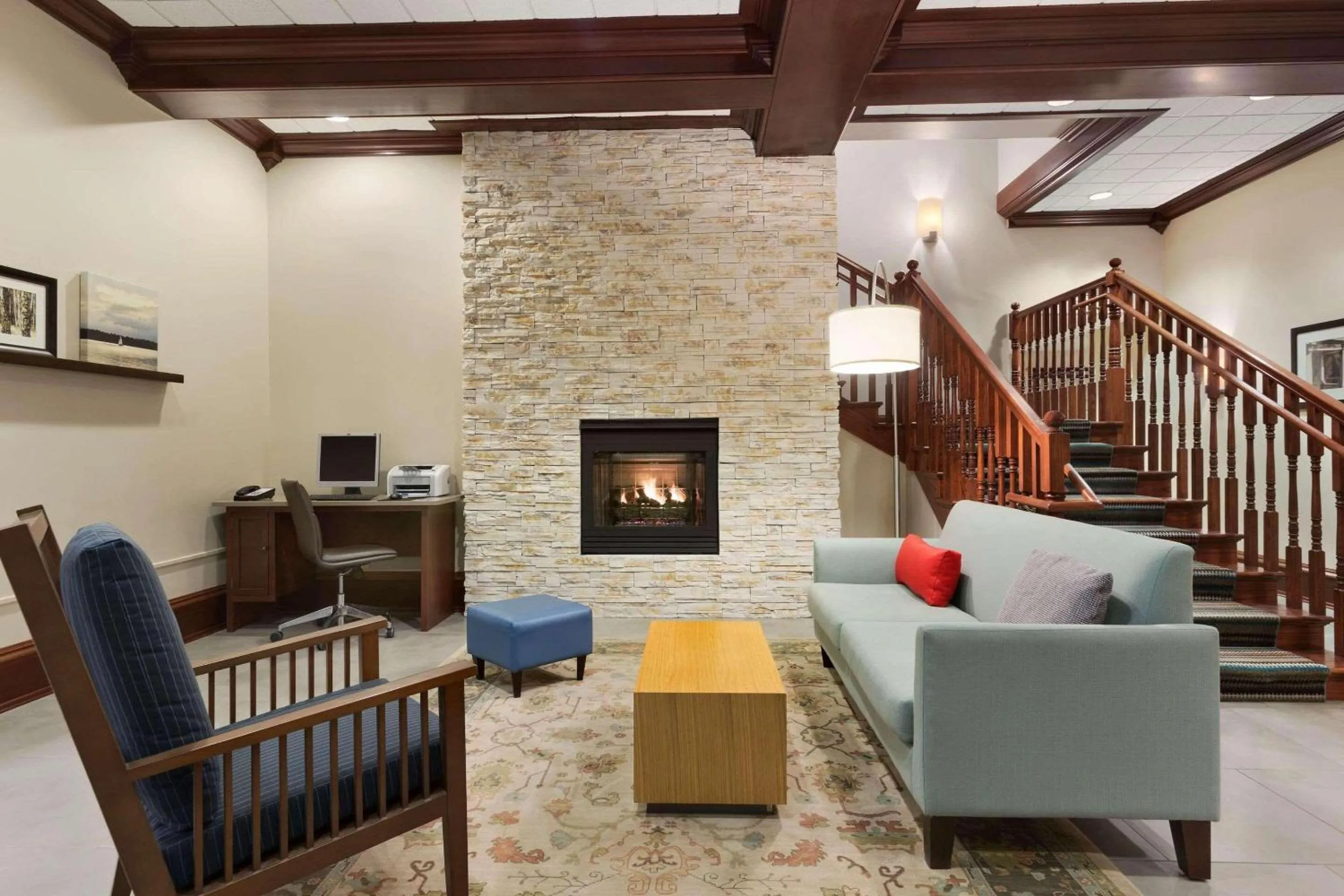 Lobby or reception in Country Inn & Suites by Radisson, Wausau, WI