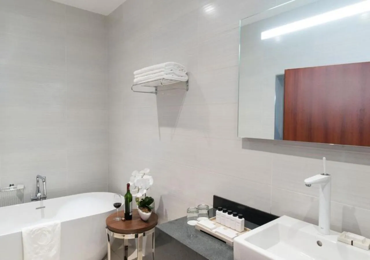 Bathroom in The Envoy Hotel Abuja