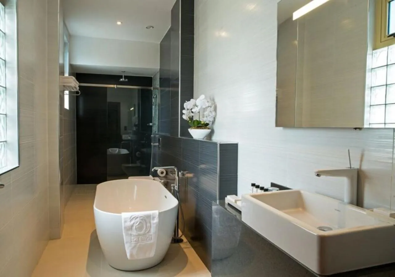 Bedroom in The Envoy Hotel Abuja