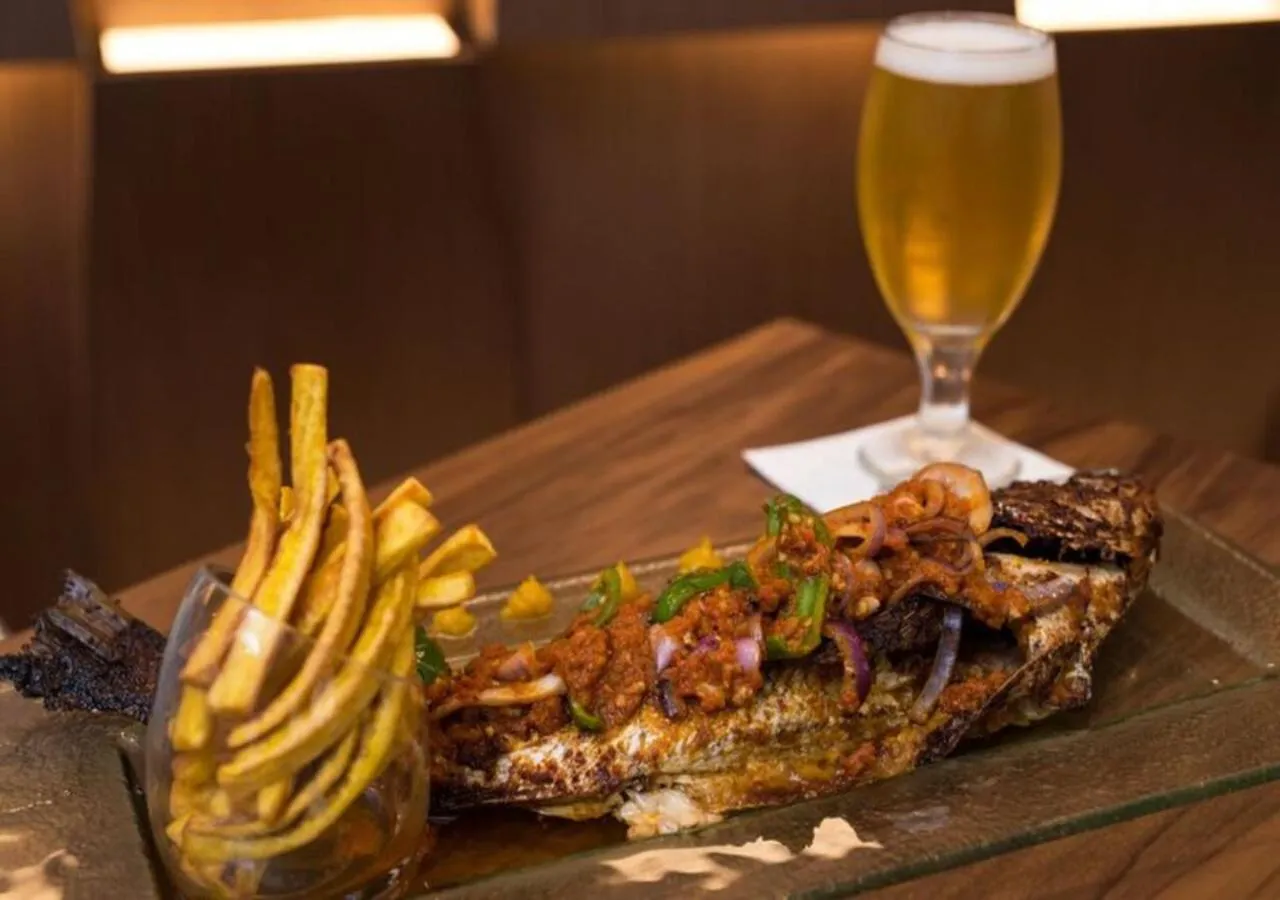 Restaurant/places to eat in The Envoy Hotel Abuja