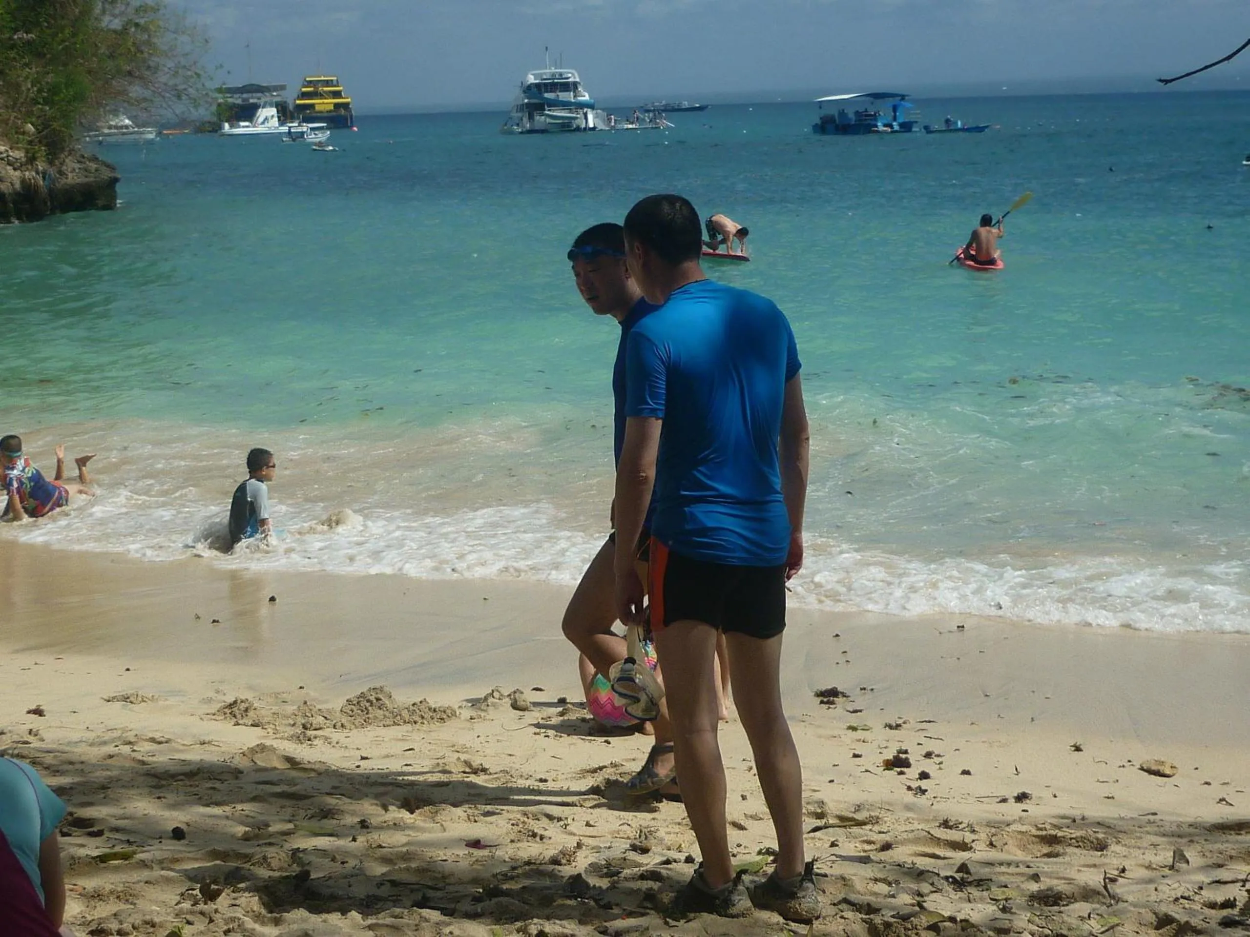 People in Song Lambung Beach Huts