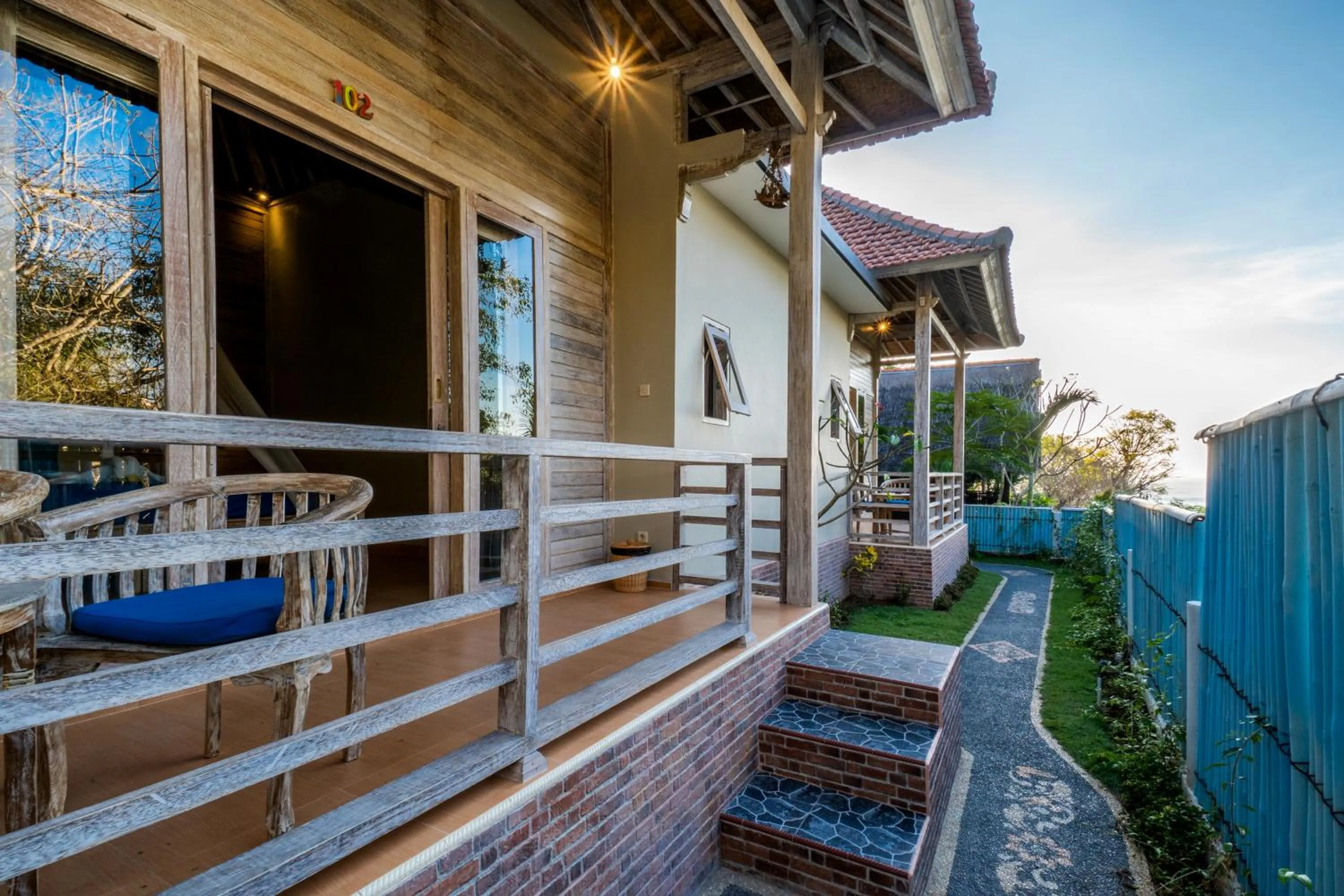 Balcony/Terrace in Song Lambung Beach Huts