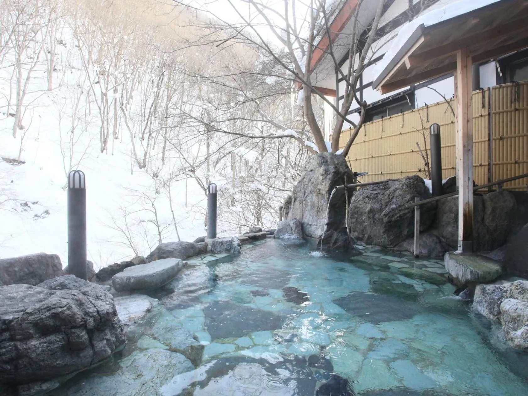 Hot Spring Bath in Hana to Hana