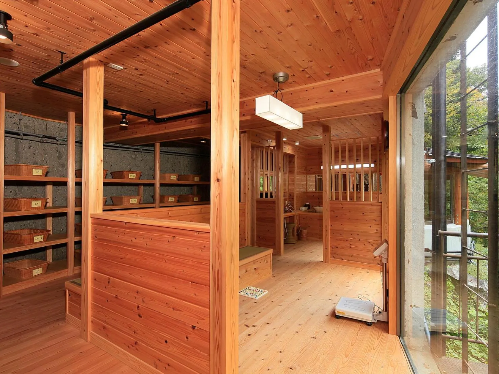 Hot Spring Bath in Hana to Hana