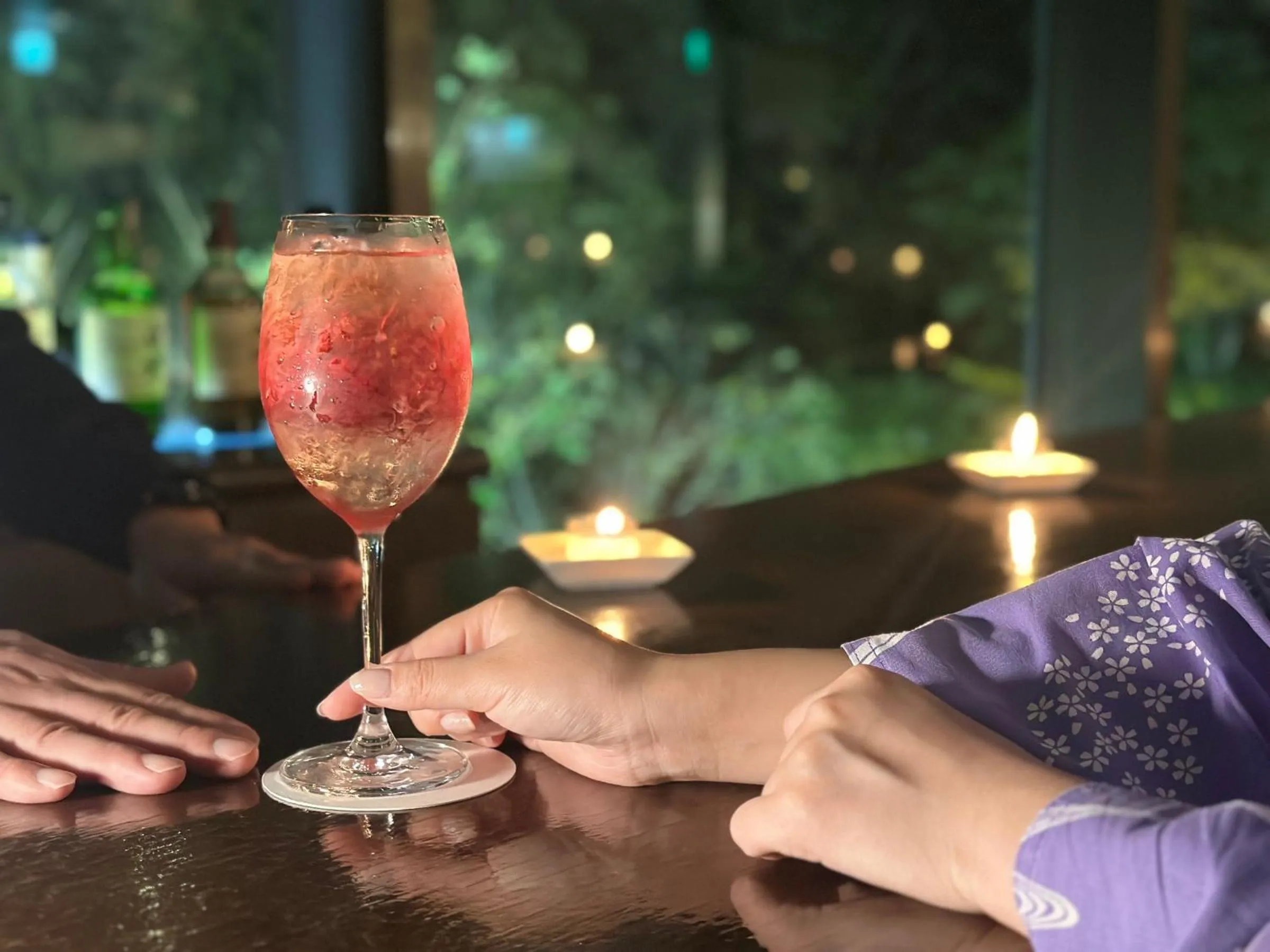 Drinks in Hana to Hana