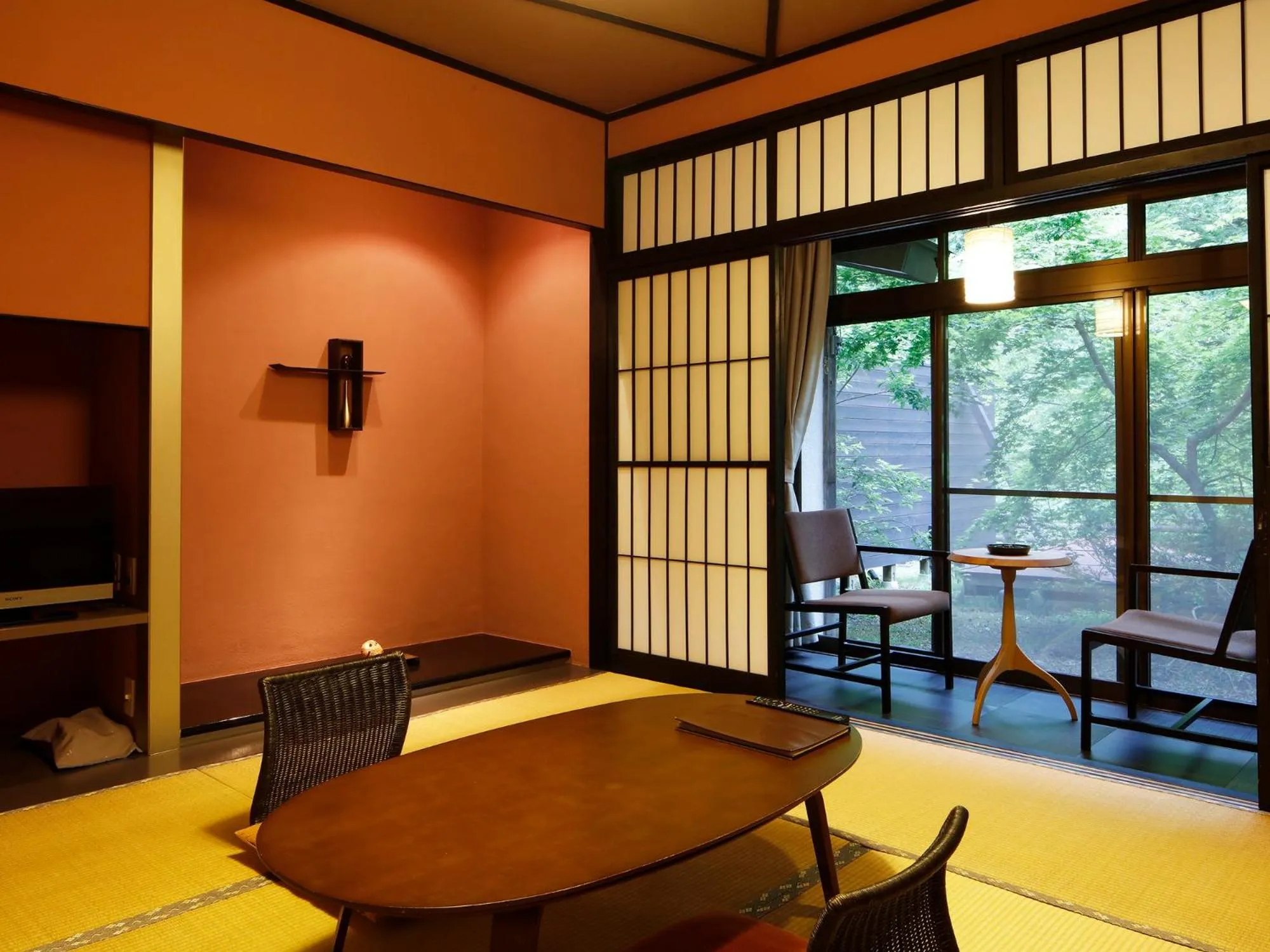 Photo of the whole room in Hana to Hana