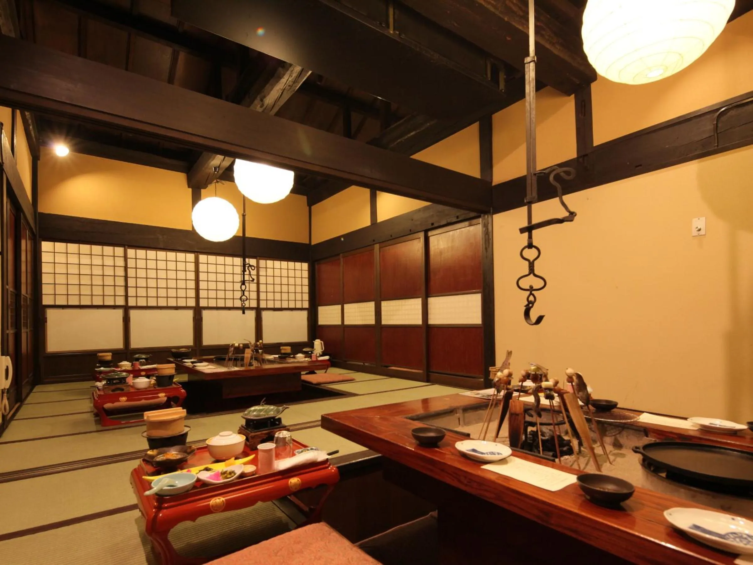 Restaurant/places to eat in Hana to Hana