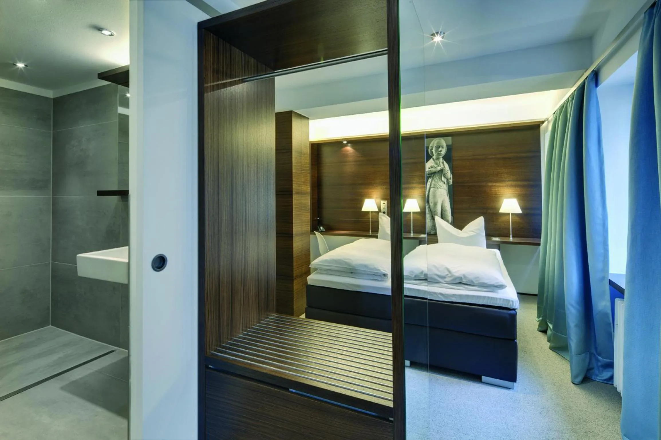 Bedroom, Bed in Stern am Rathaus