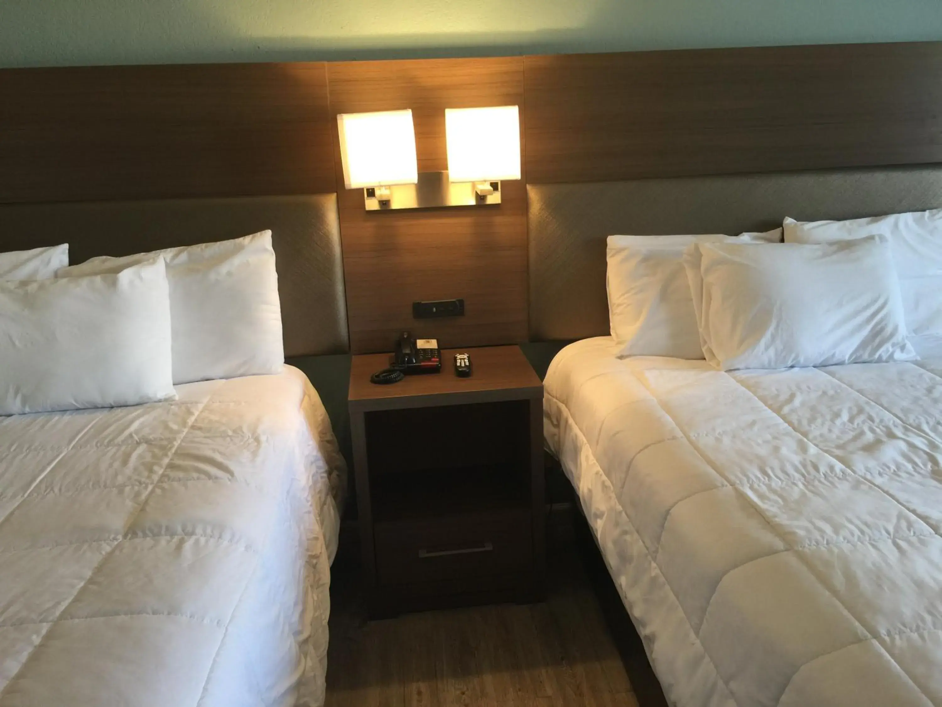 Double Room with Two Double Beds - Smoking in Inn of the Conchos Double Room with Two Double Beds - Smoking in Inn of the Conchos